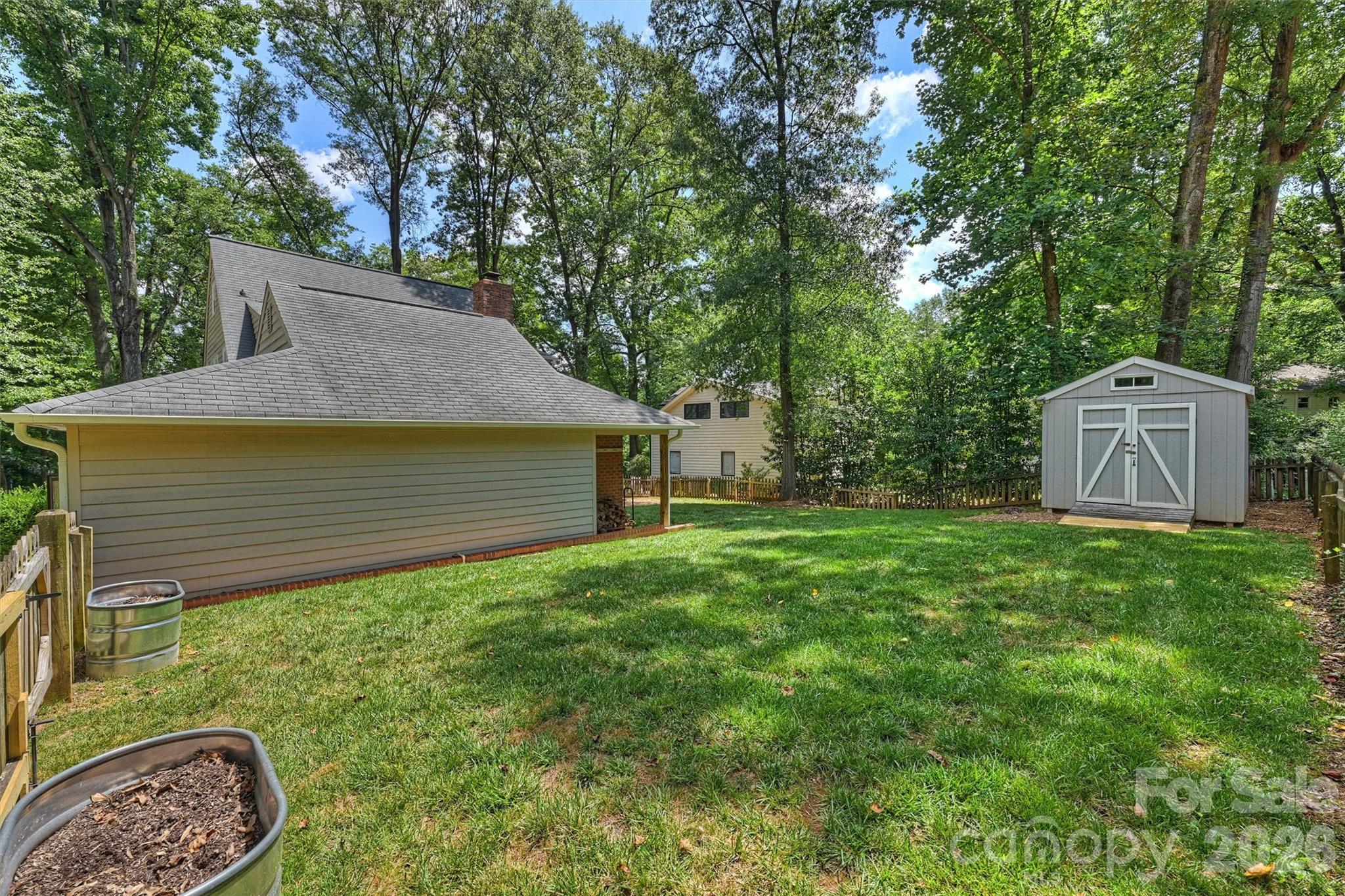 1506 Wandering Way Drive — Charlotte