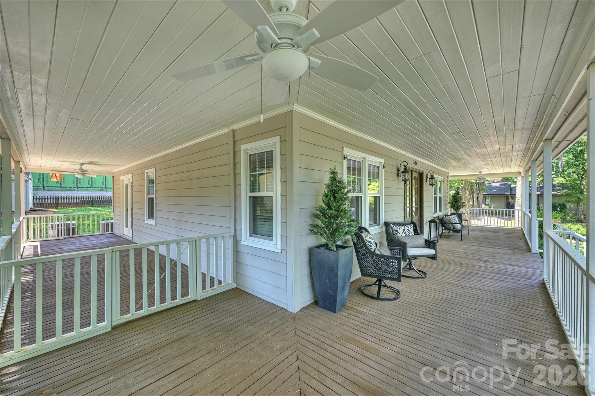 1506 Wandering Way Drive — Charlotte