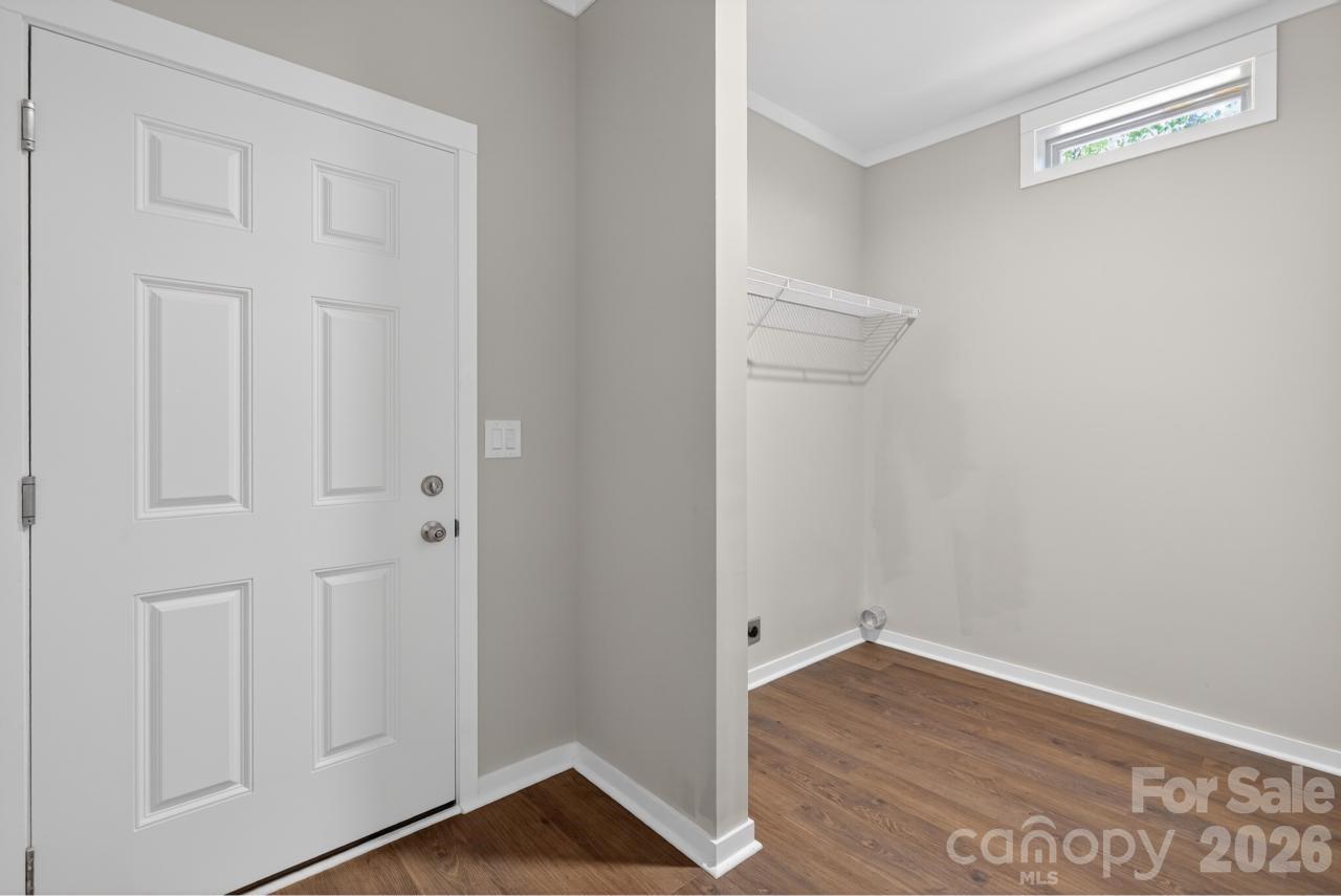 159 Evenfall Lane — Columbus