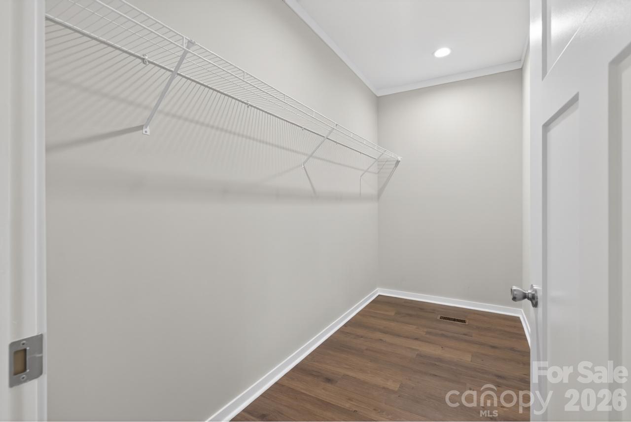 159 Evenfall Lane — Columbus