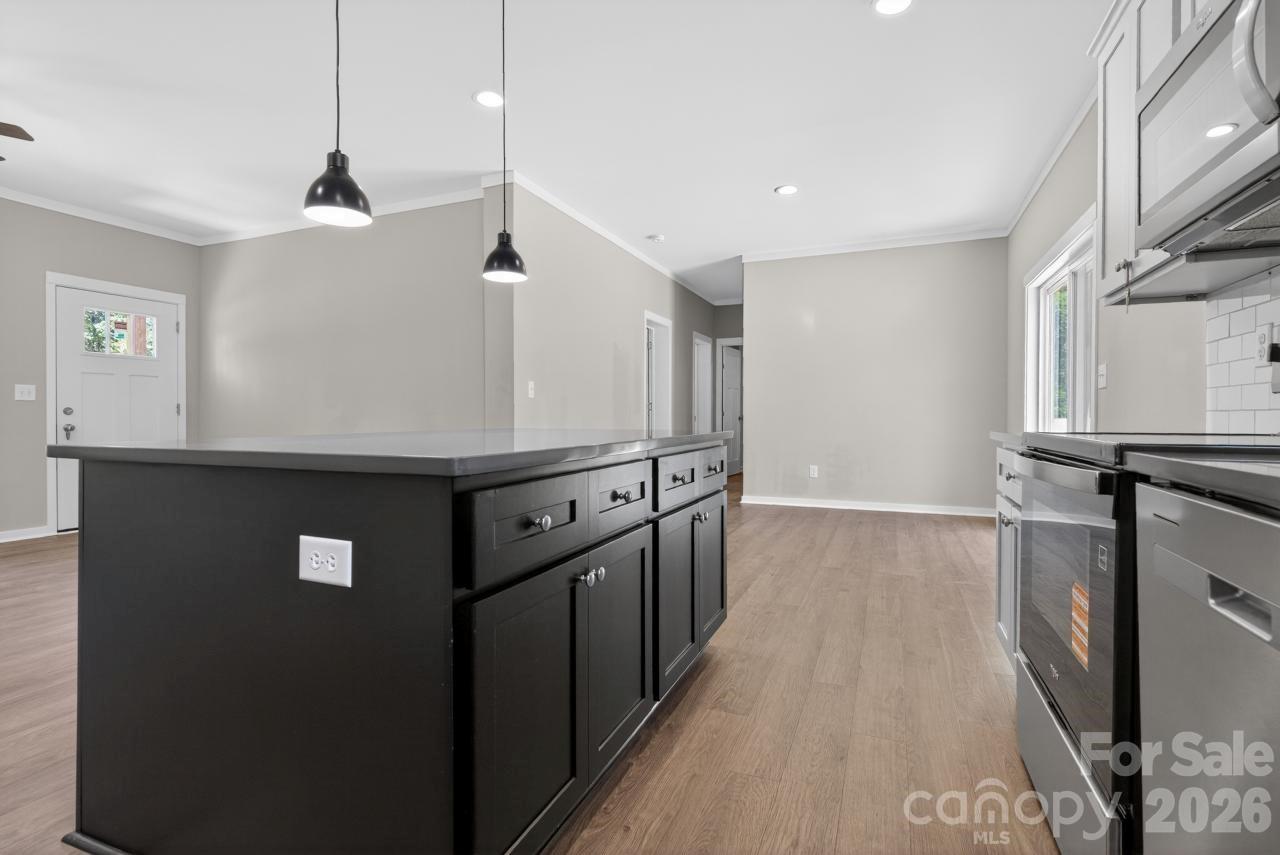 159 Evenfall Lane — Columbus
