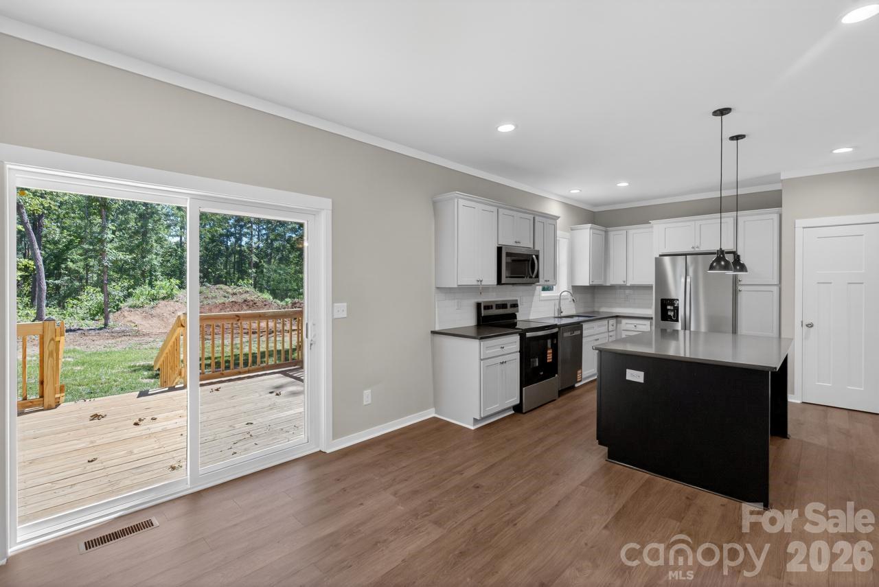 159 Evenfall Lane — Columbus