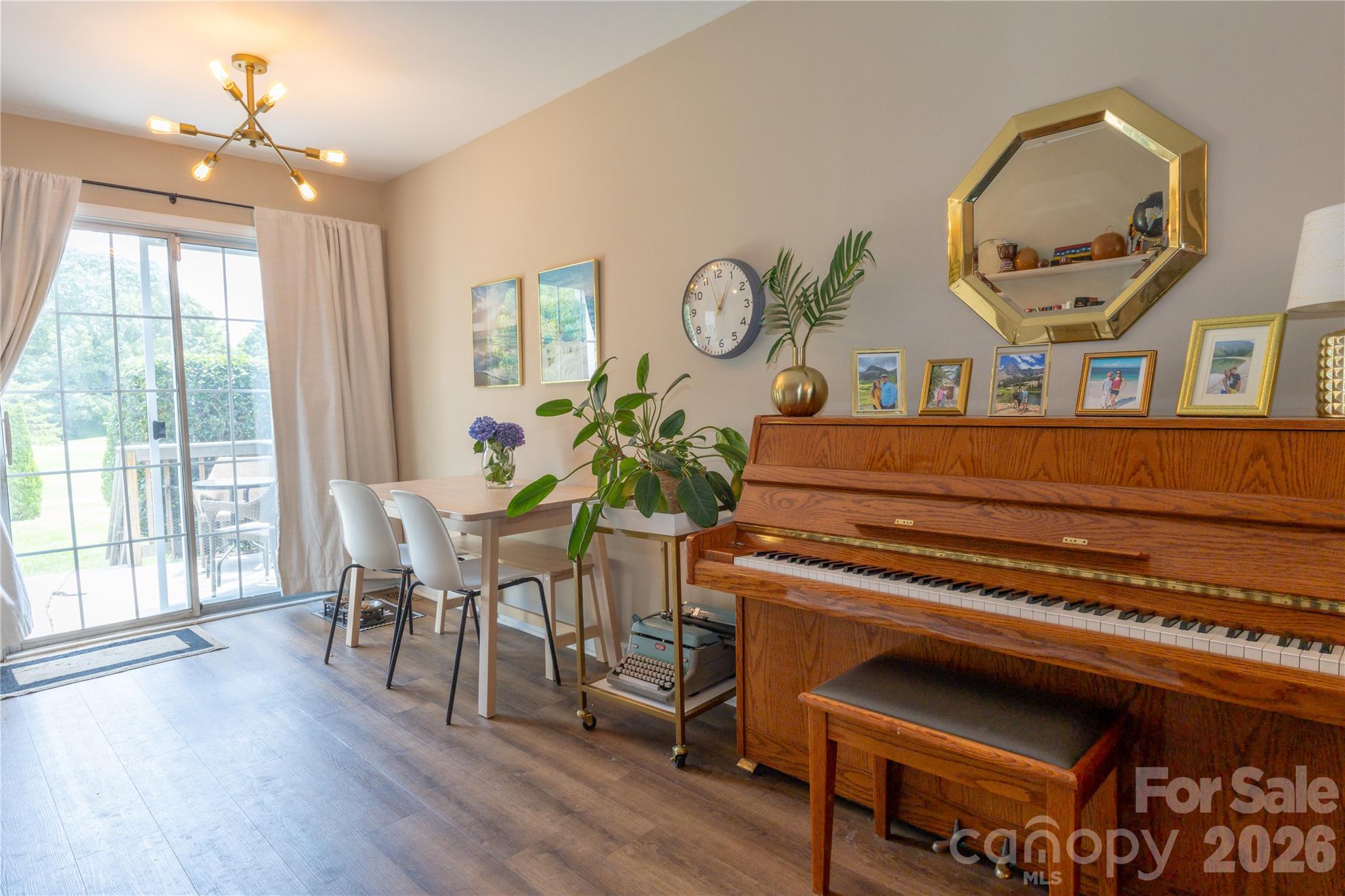 8159 Circle Tree Lane — Charlotte