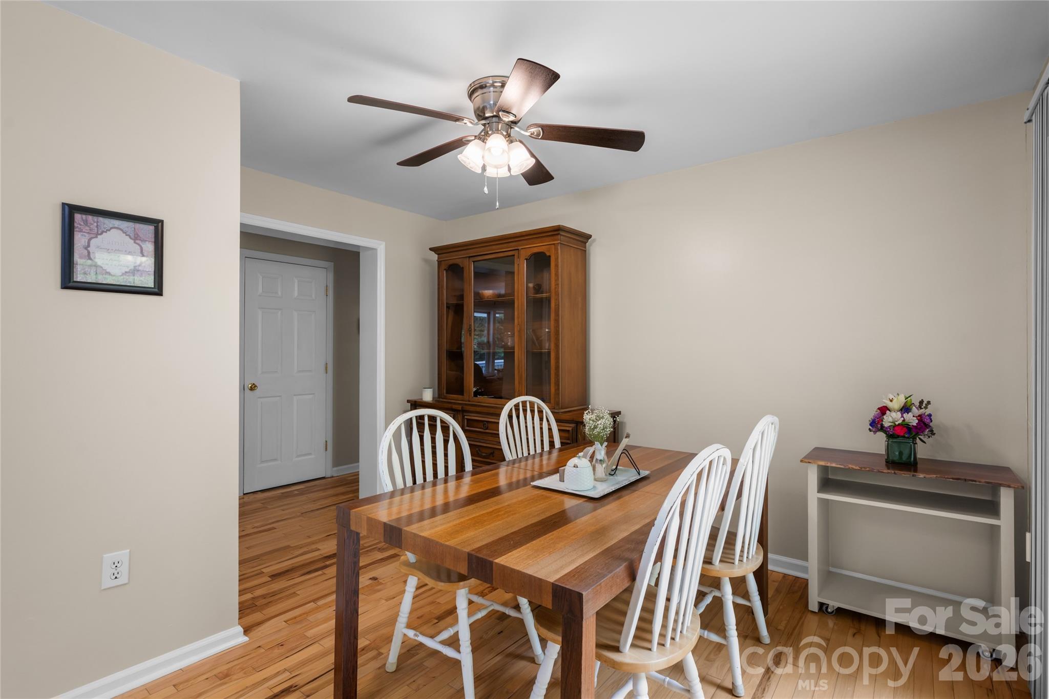 125 Round Mountain Road — Brevard