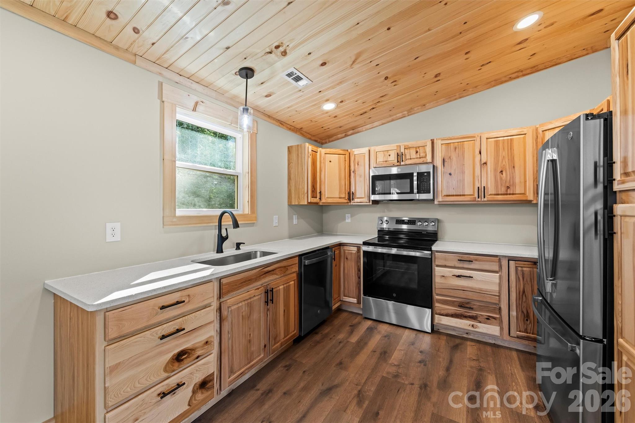 212 Brigsy Lane — Whittier