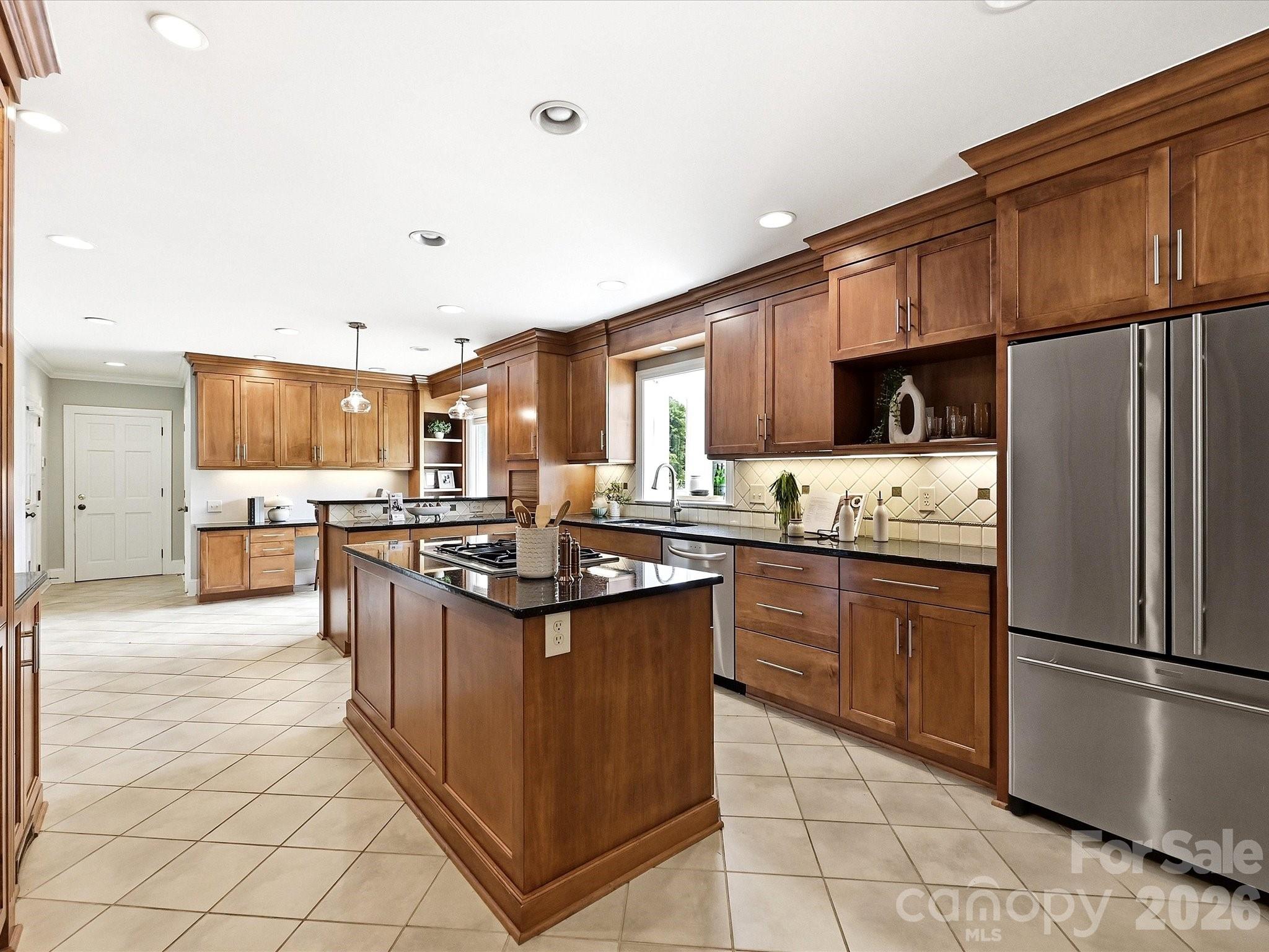 3921 River Ridge Road — Charlotte