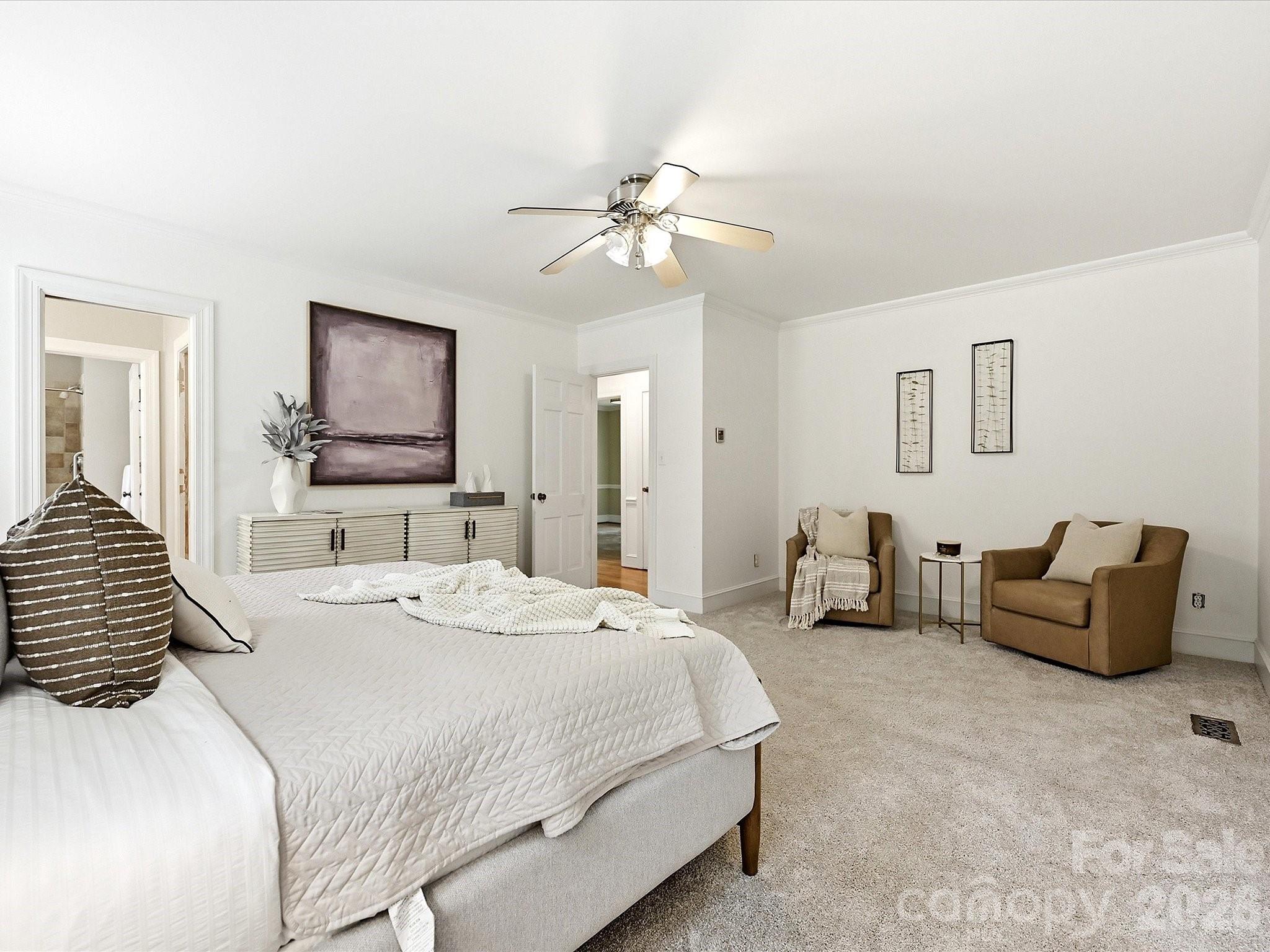 3921 River Ridge Road — Charlotte