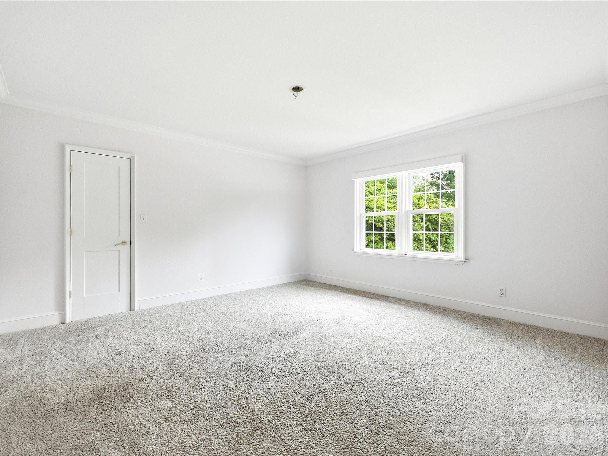 3921 River Ridge Road — Charlotte