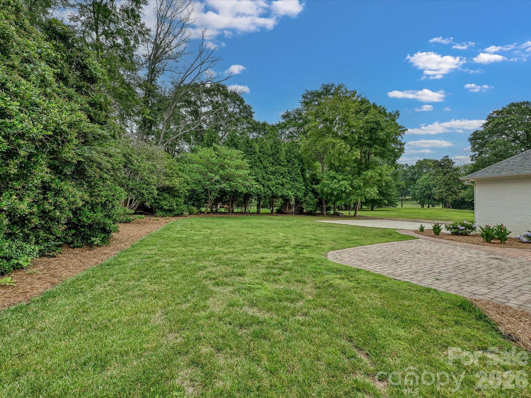3921 River Ridge Road — Charlotte
