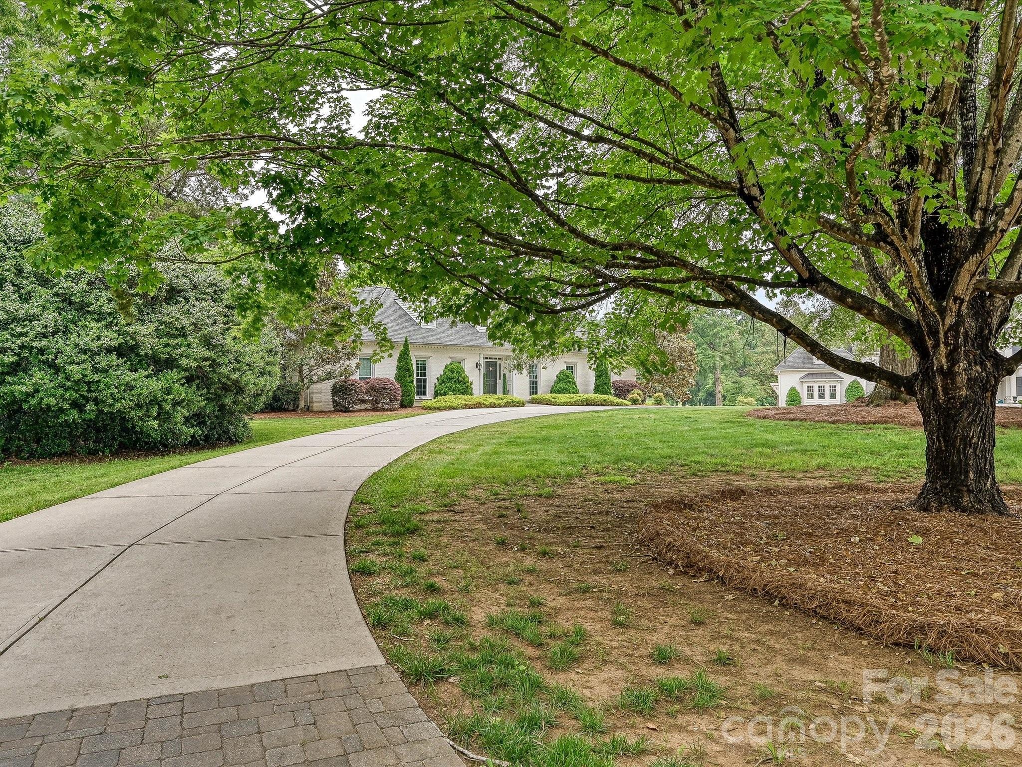 3921 River Ridge Road — Charlotte