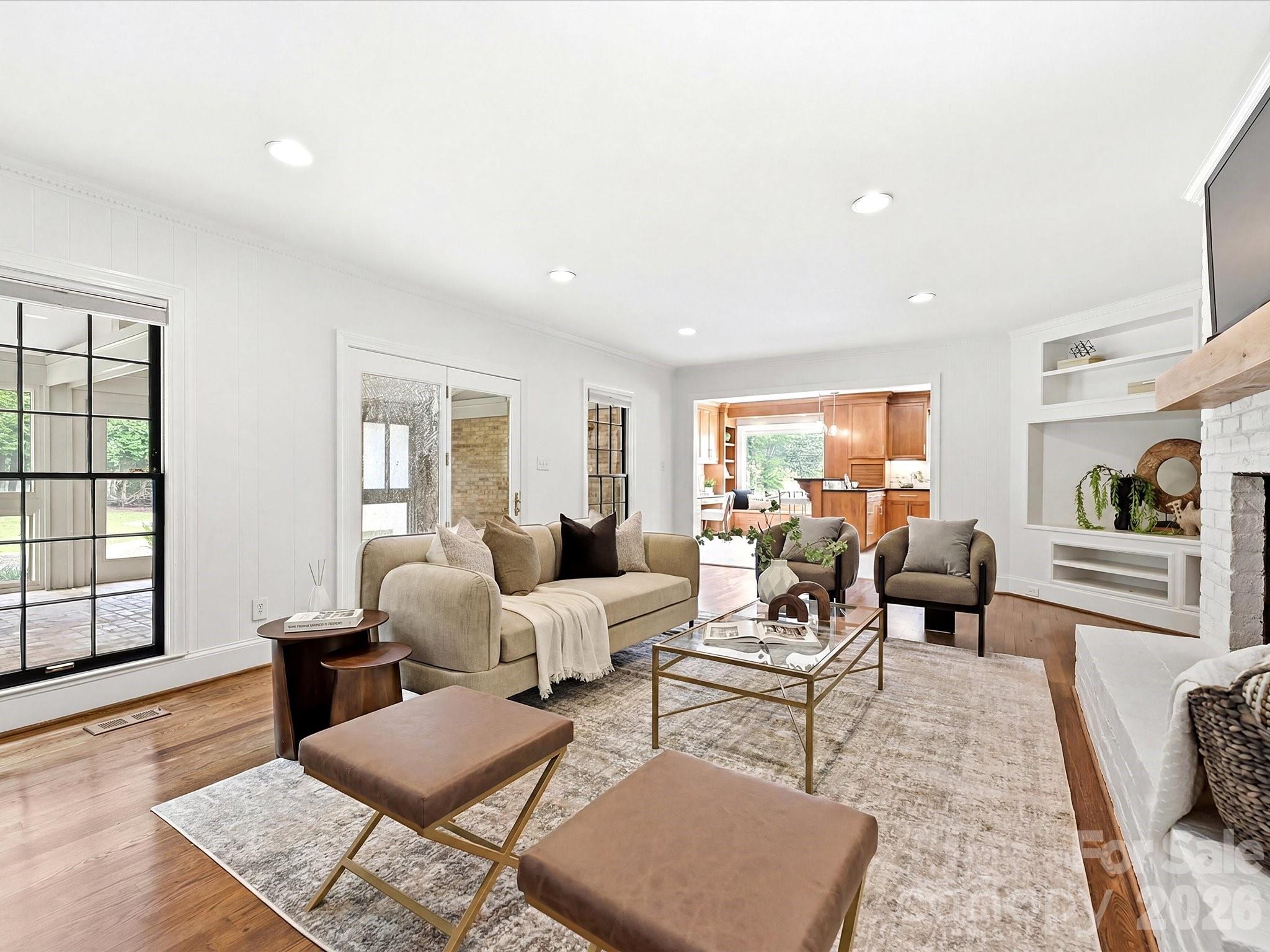 3921 River Ridge Road — Charlotte
