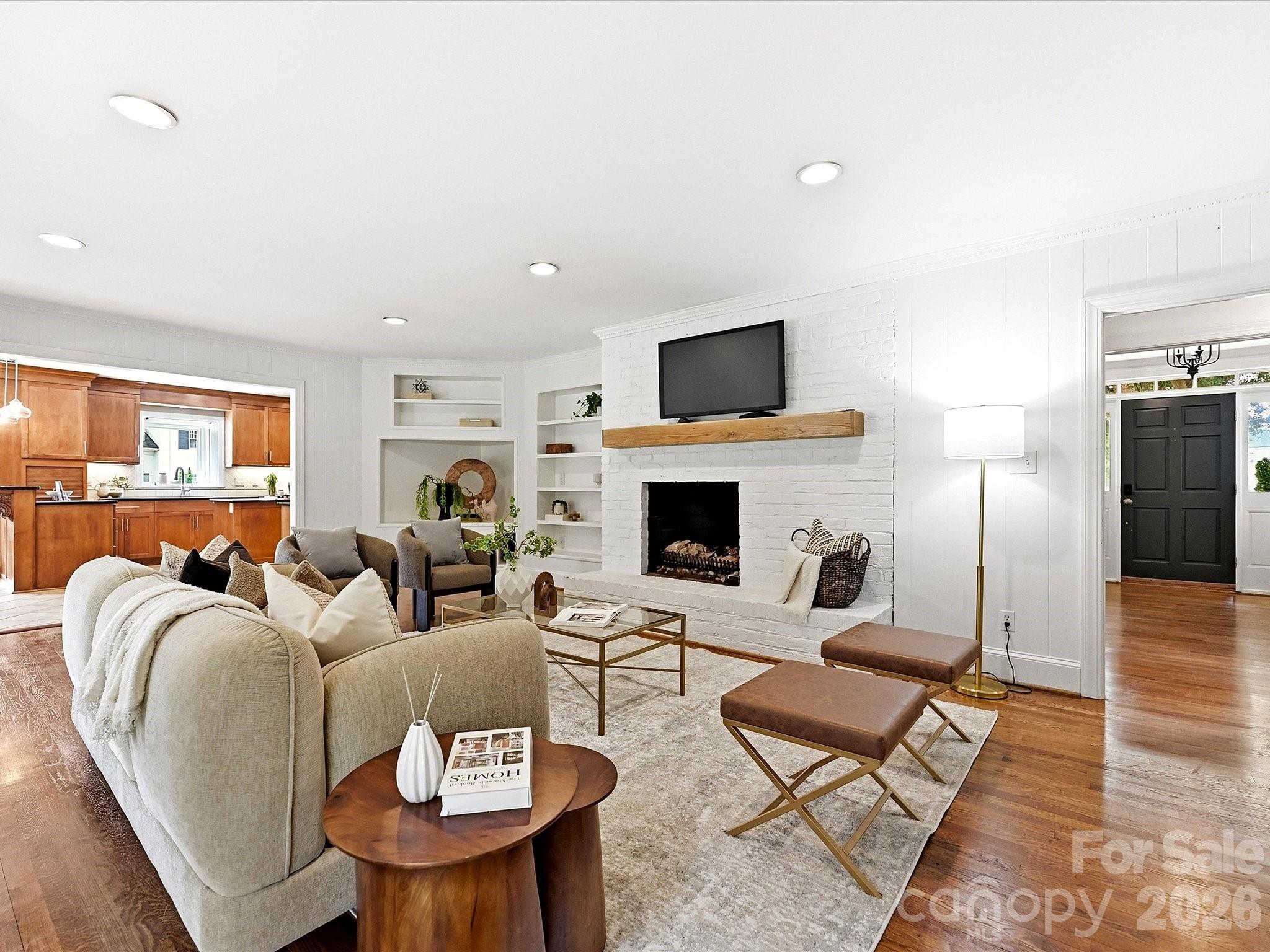 3921 River Ridge Road — Charlotte