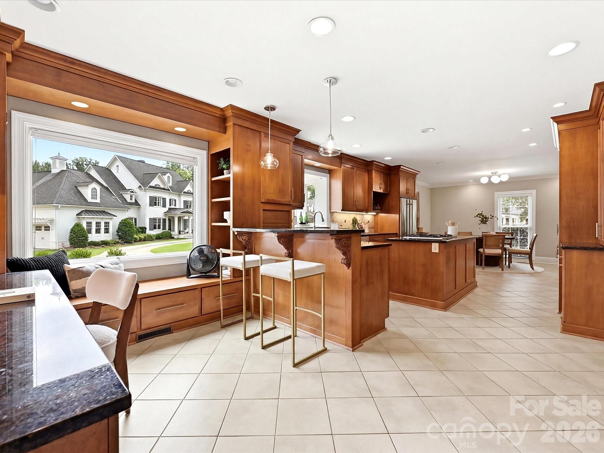 3921 River Ridge Road — Charlotte