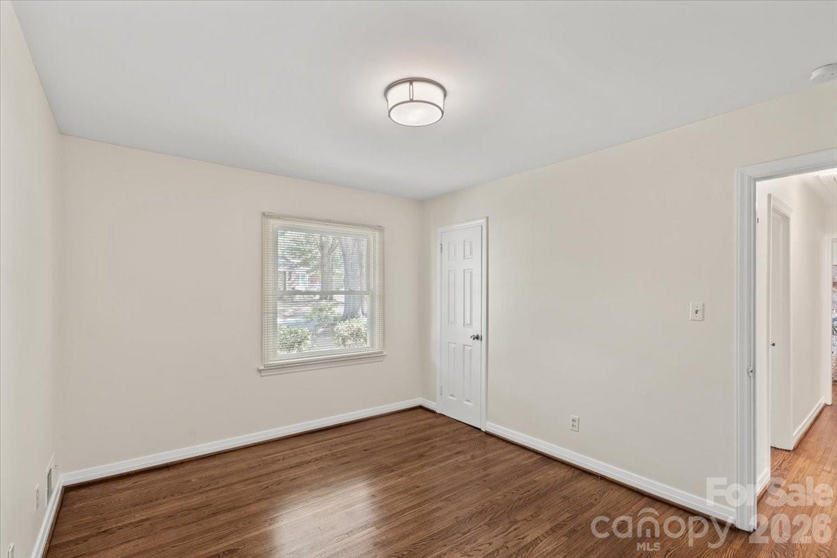4439 Applegate Road — Charlotte