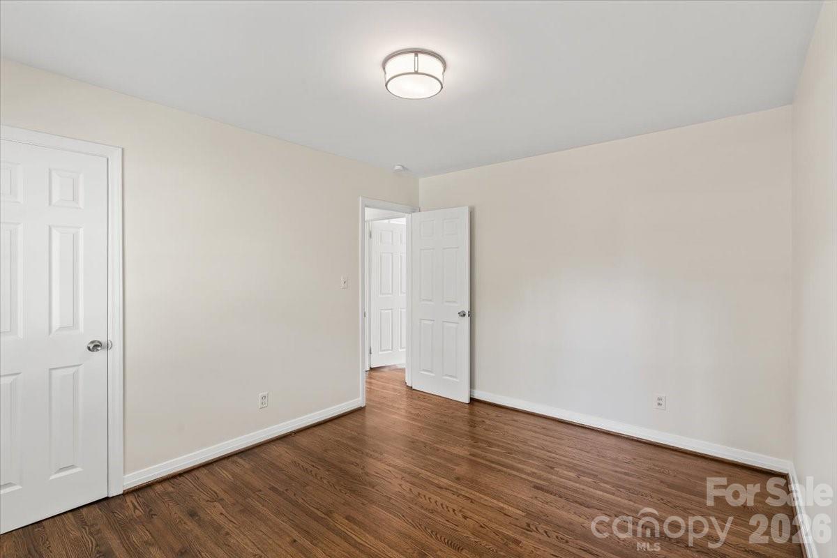 4439 Applegate Road — Charlotte