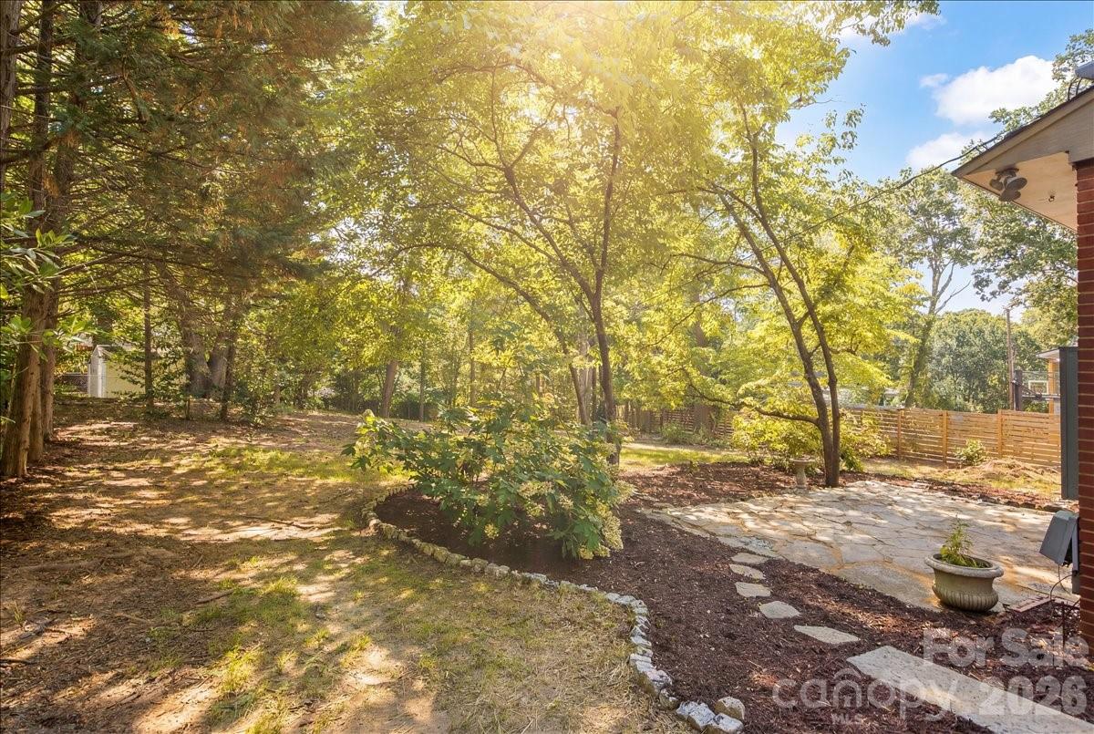 4439 Applegate Road — Charlotte