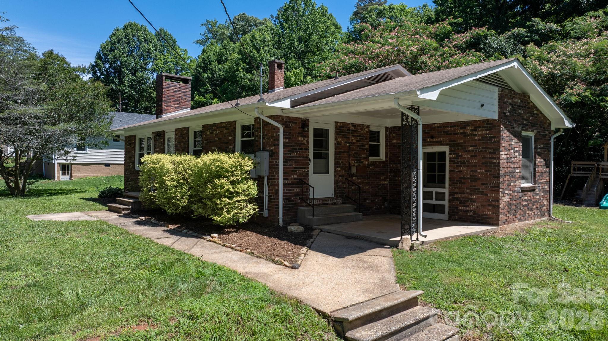 333 Chapel Hill Church Loop — Marion