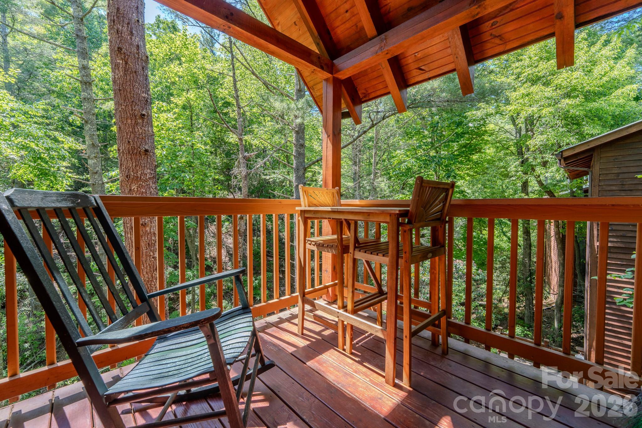 49 Creekside Loop — Spruce Pine