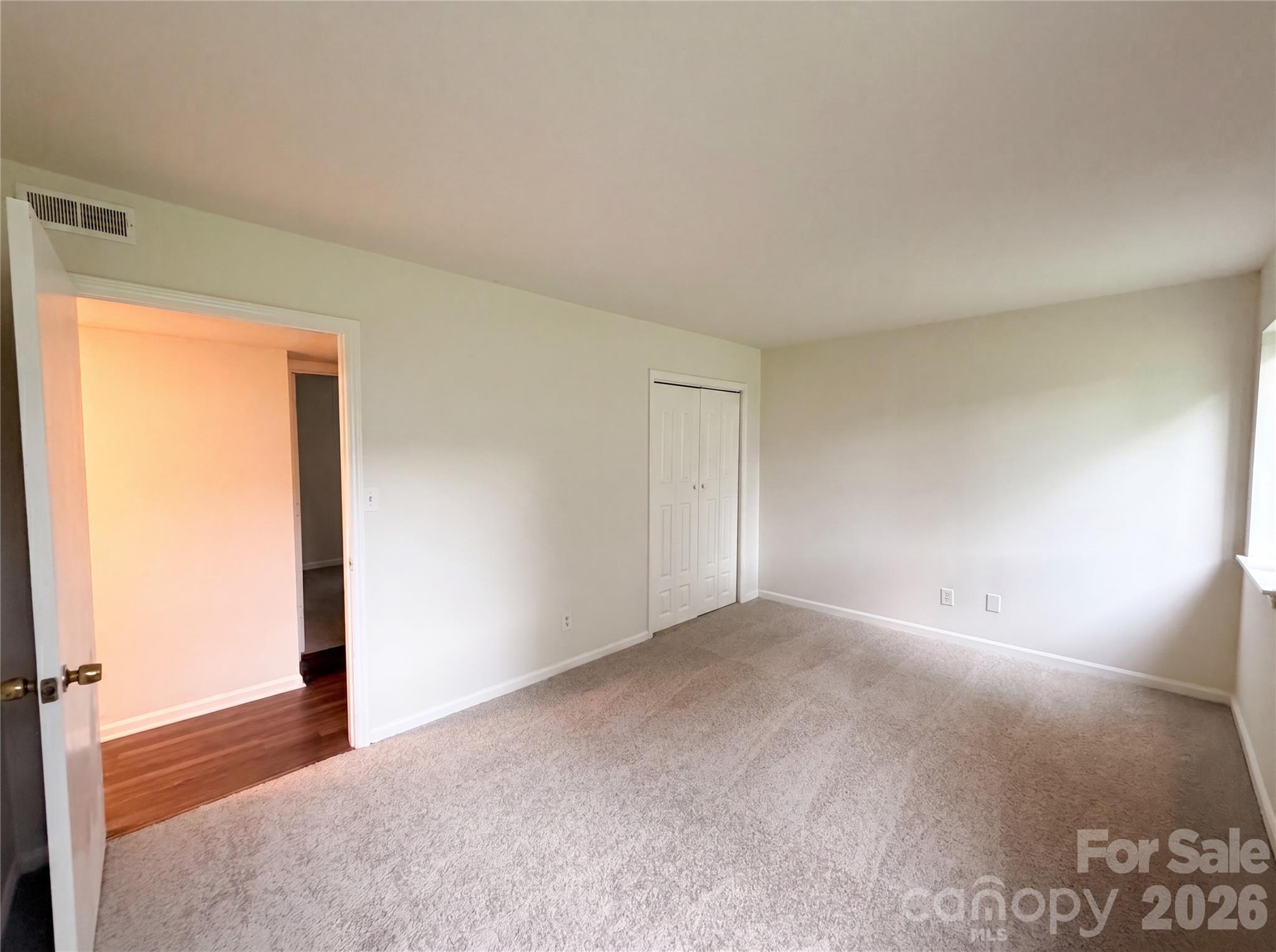 10015 Garth Wood Road — Charlotte