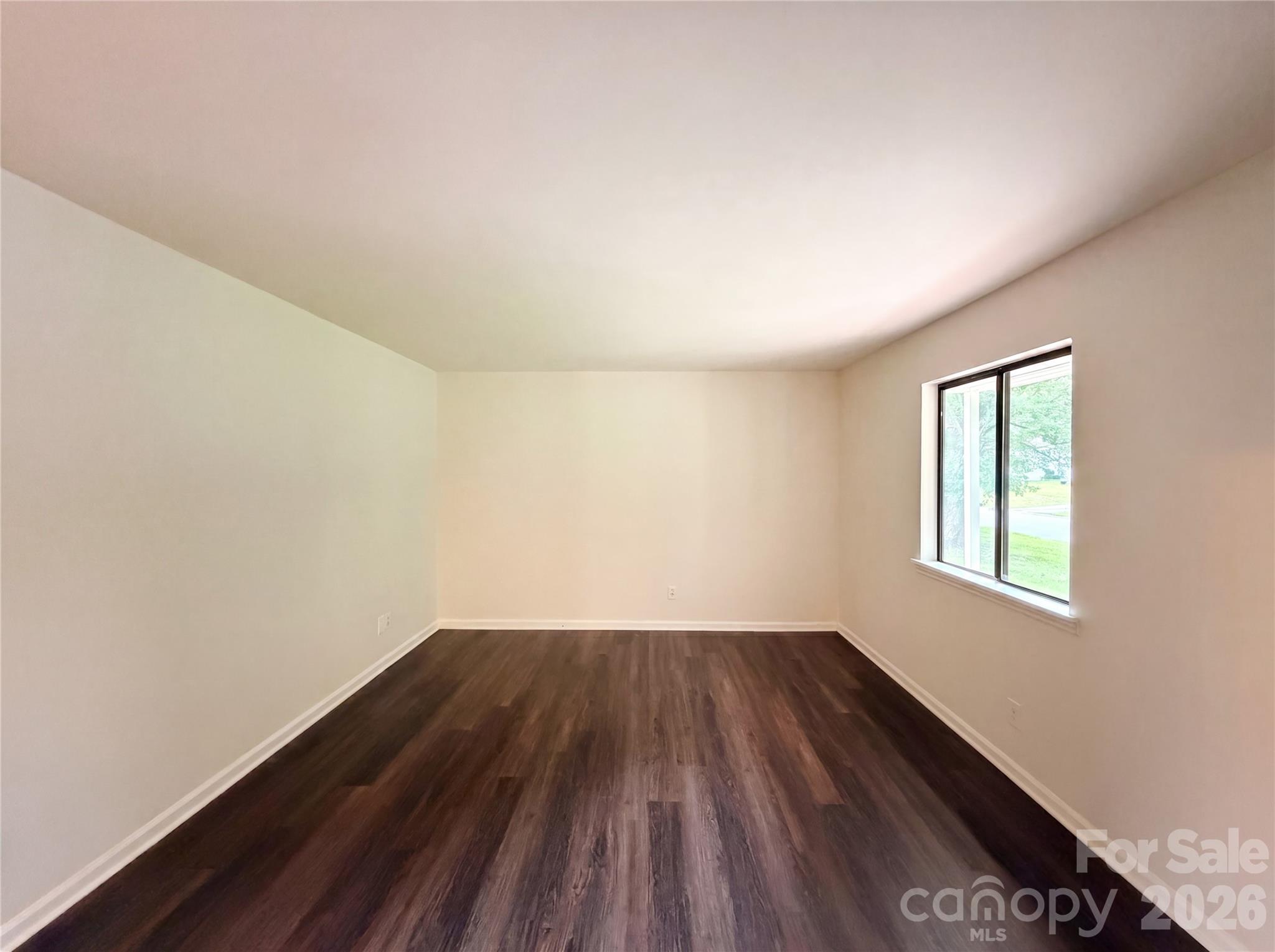 10015 Garth Wood Road — Charlotte