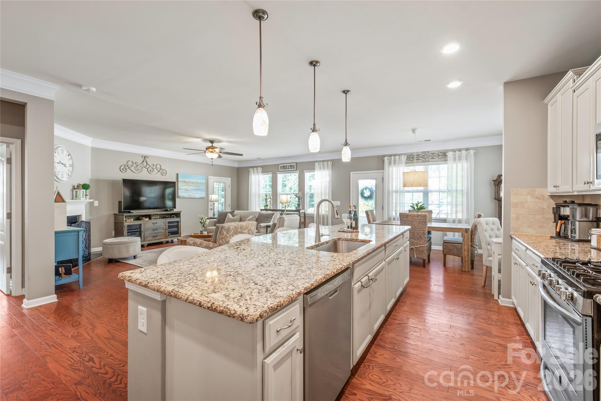 4004 Grand Teton Place — Lancaster