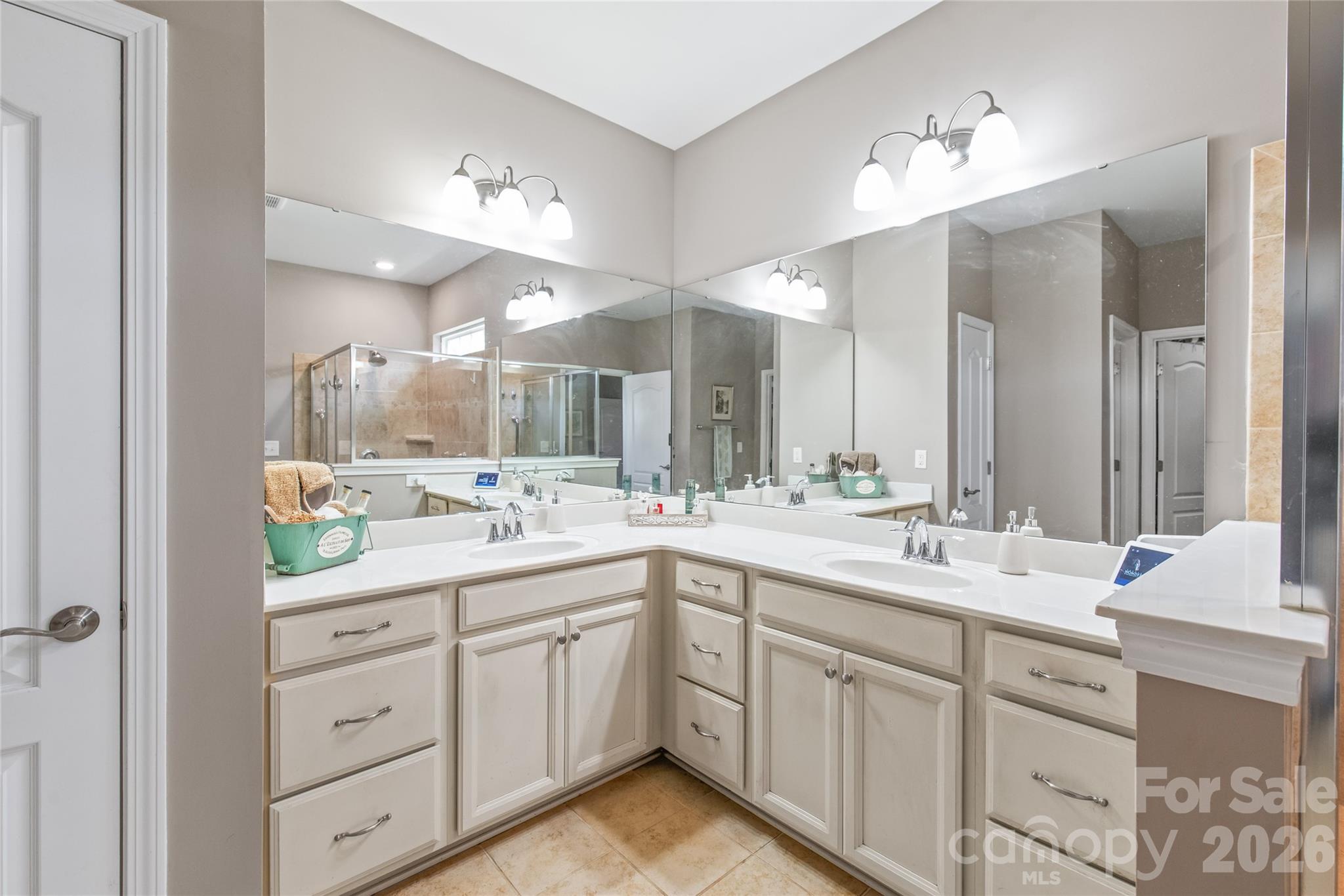 4004 Grand Teton Place — Lancaster