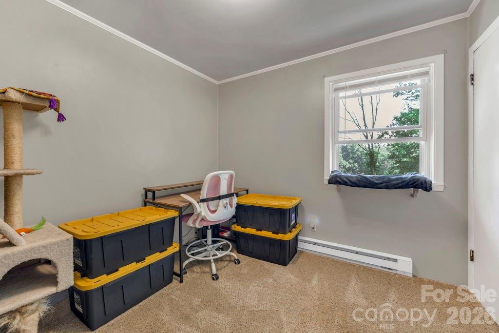 644 Valley Road — Spruce Pine