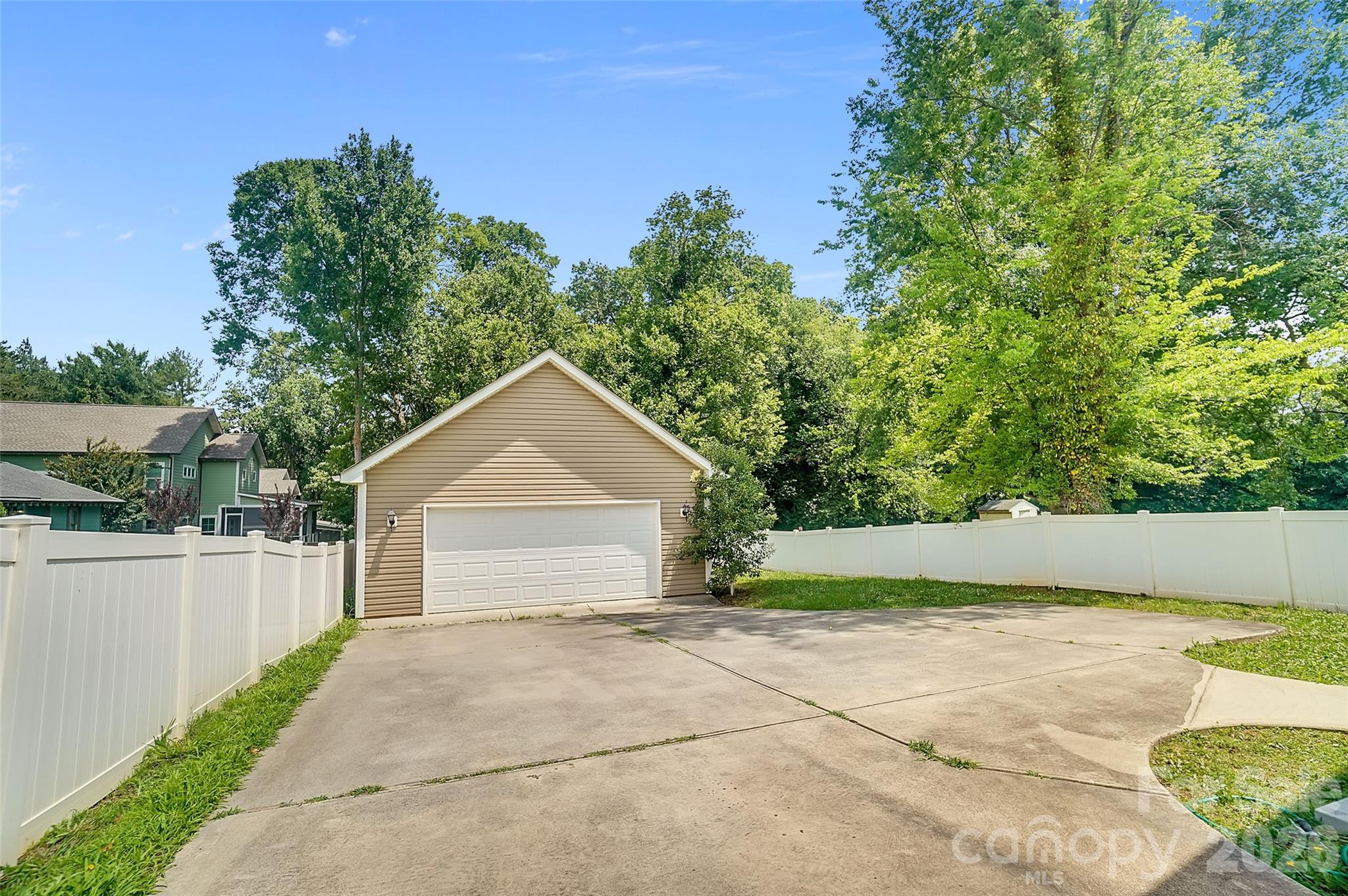 309 Mill Road — Charlotte