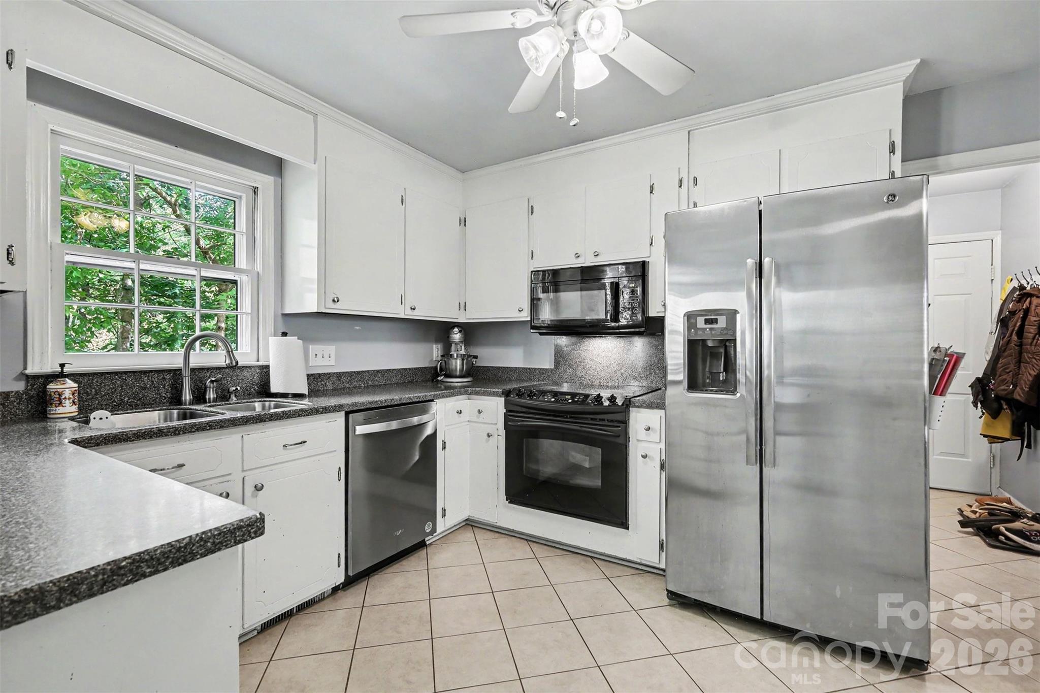 11808 Tall Oak Place — Charlotte