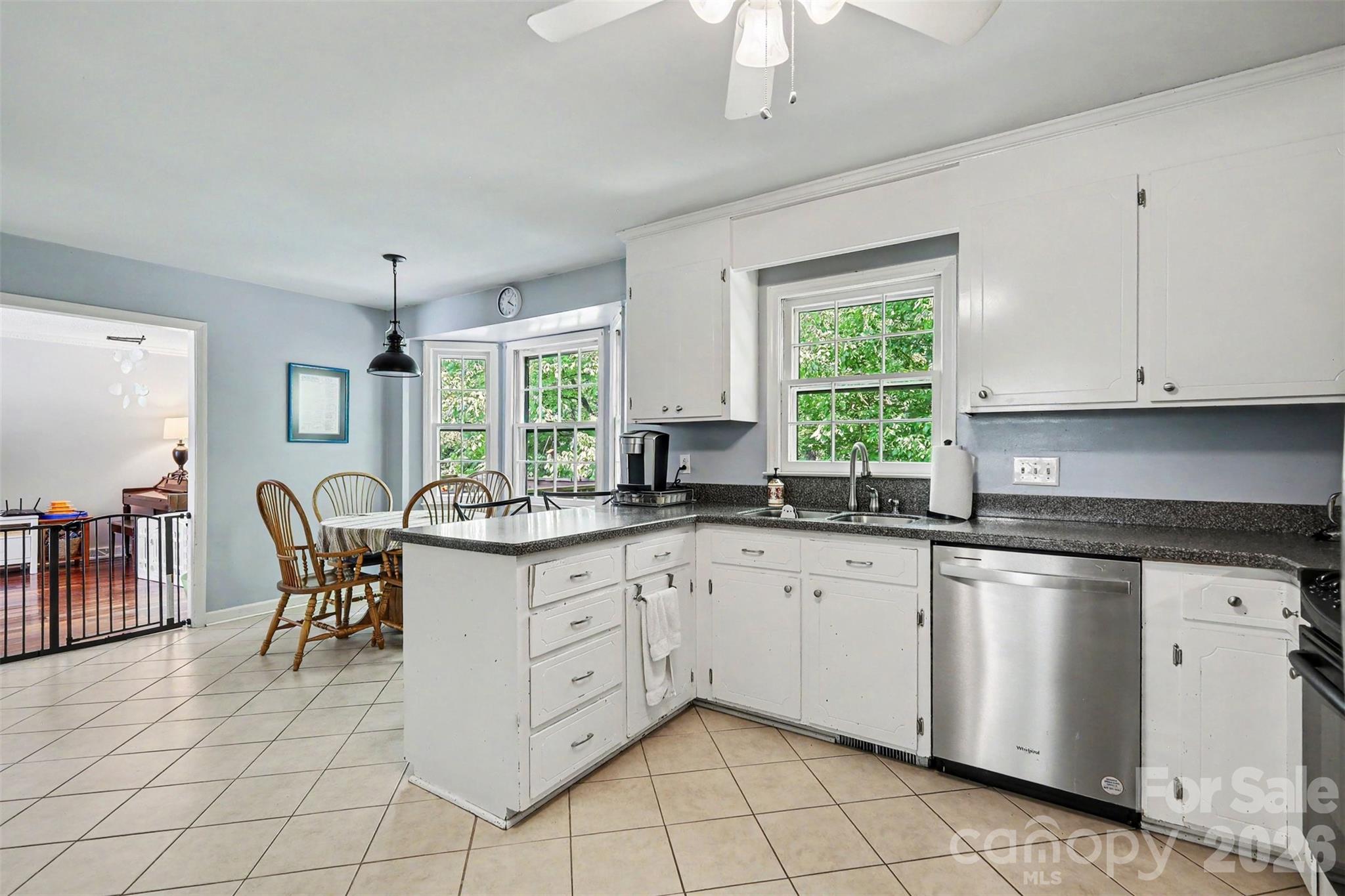 11808 Tall Oak Place — Charlotte