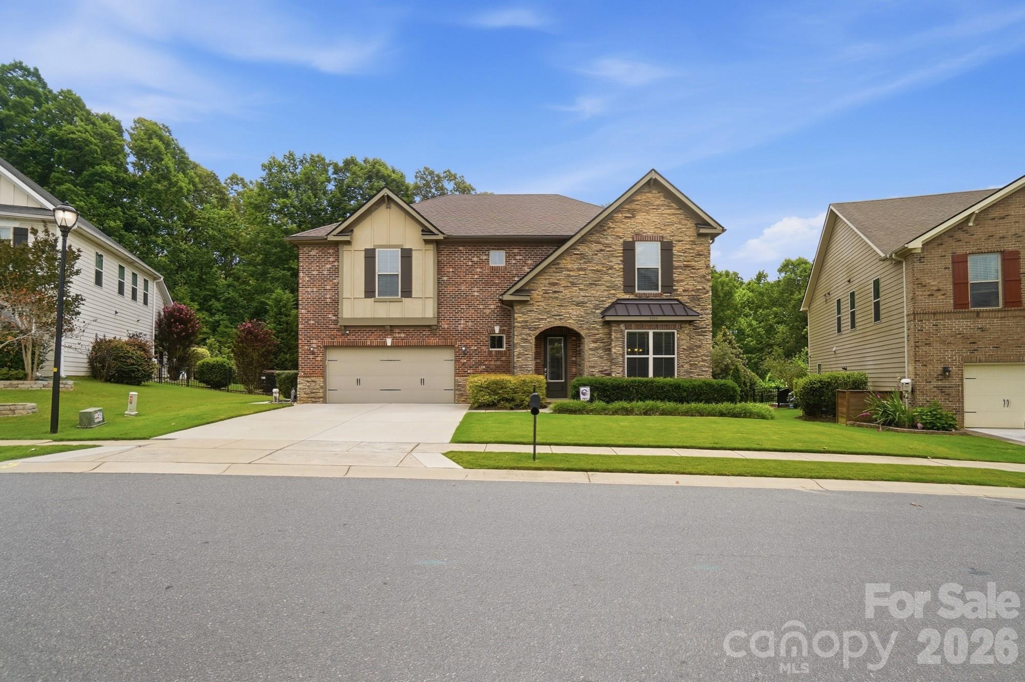 1385 Cilantro Court — Tega Cay
