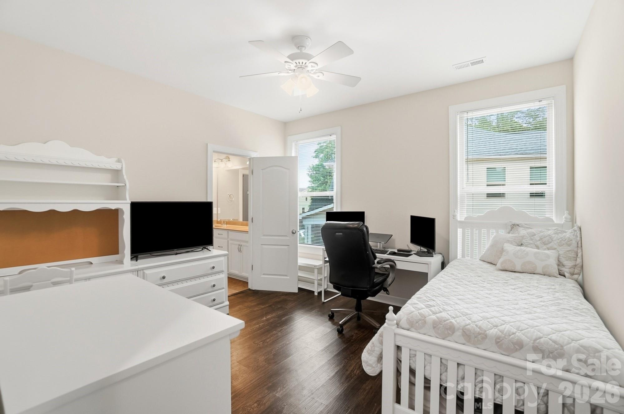 1385 Cilantro Court — Tega Cay