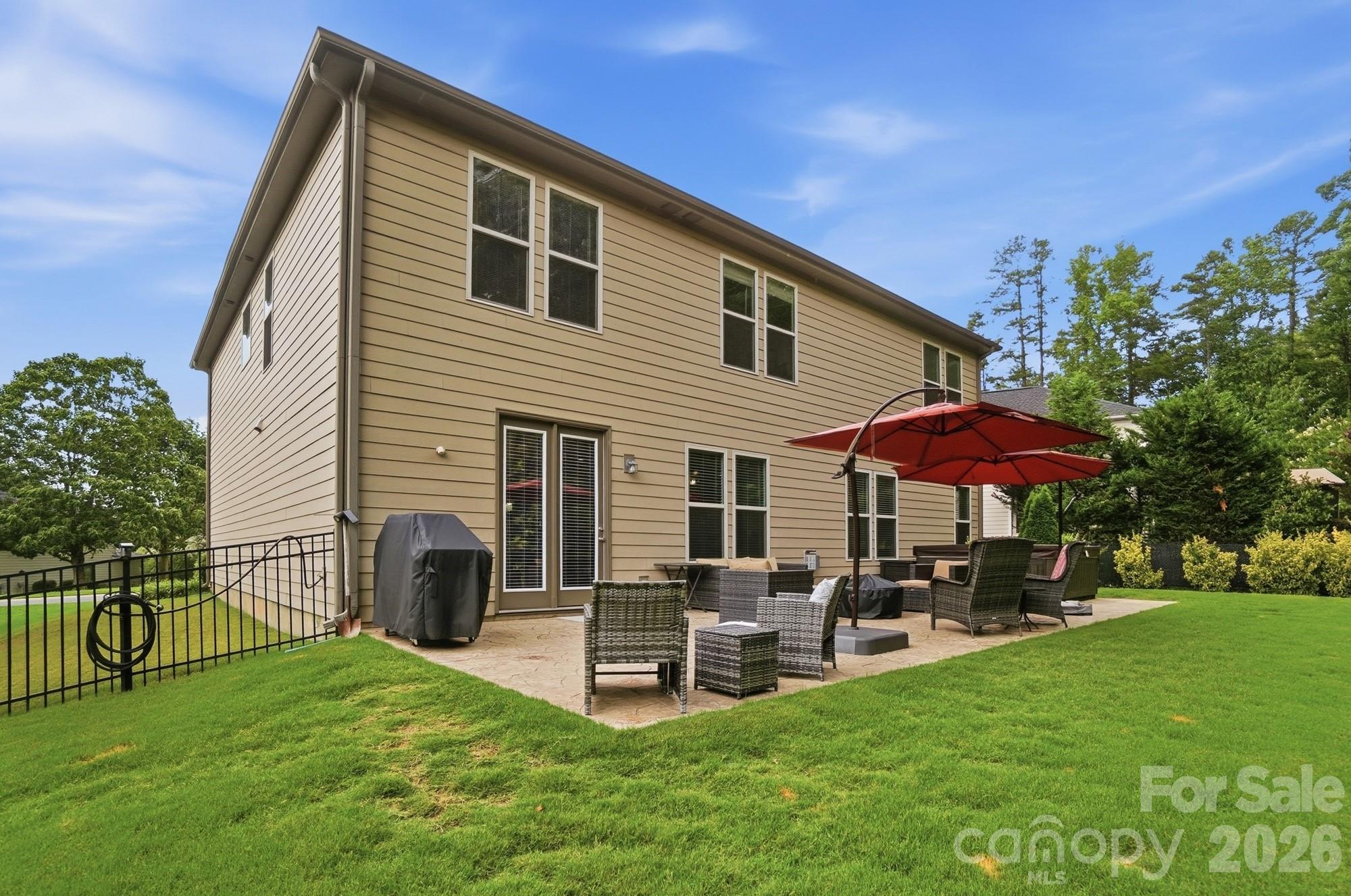 1385 Cilantro Court — Tega Cay
