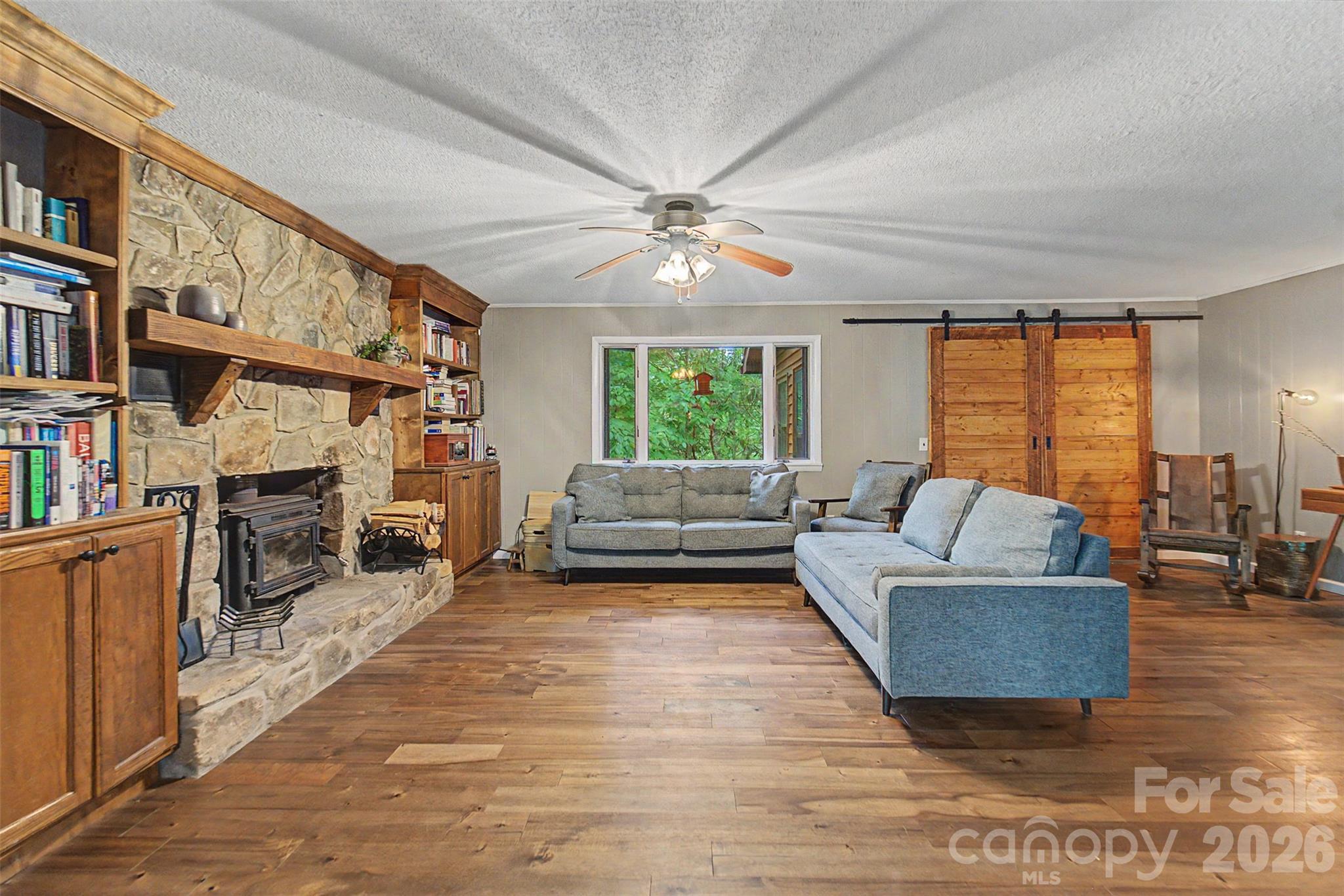 171 High Splendor Road — Robbinsville