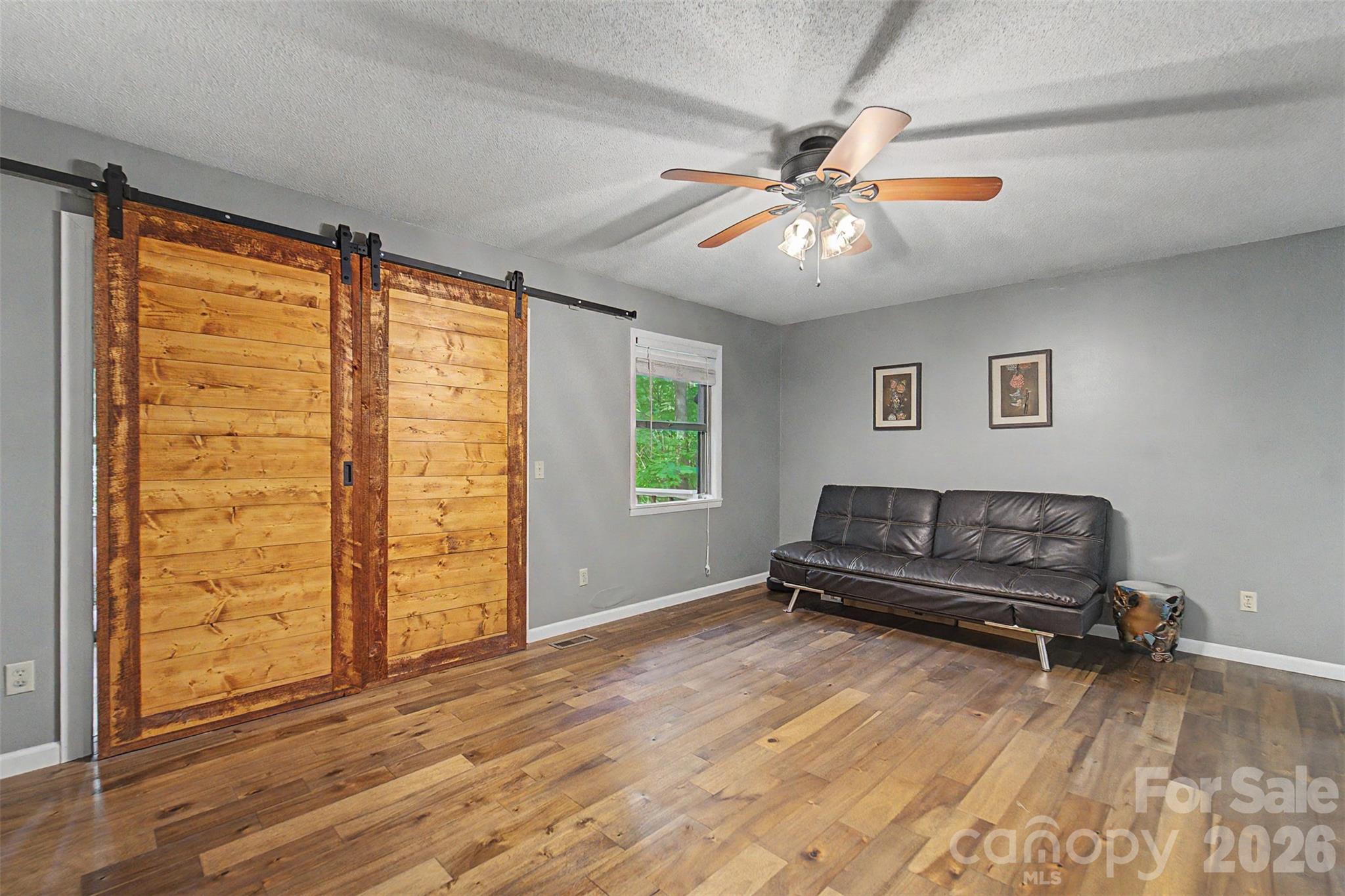 171 High Splendor Road — Robbinsville
