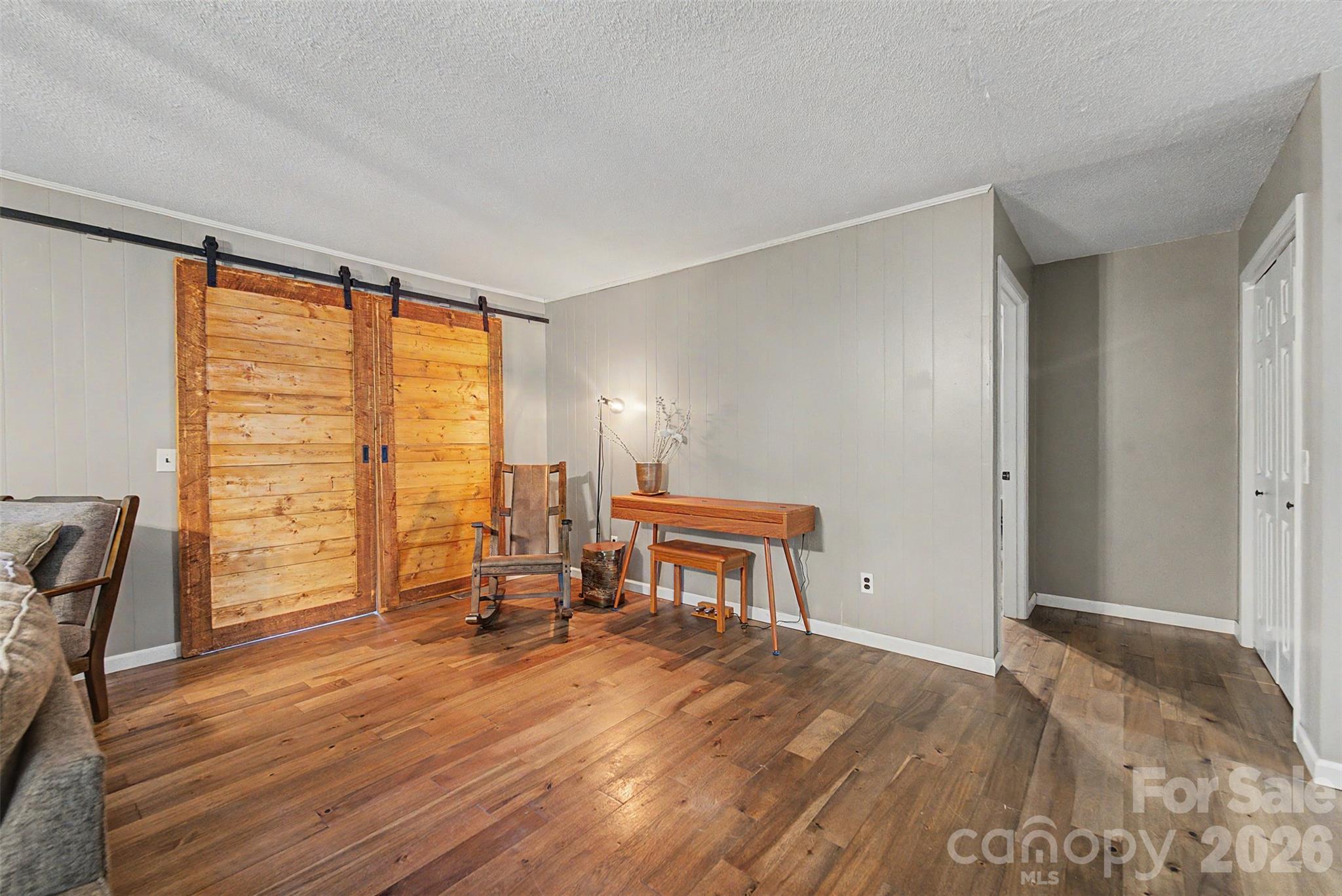 171 High Splendor Road — Robbinsville