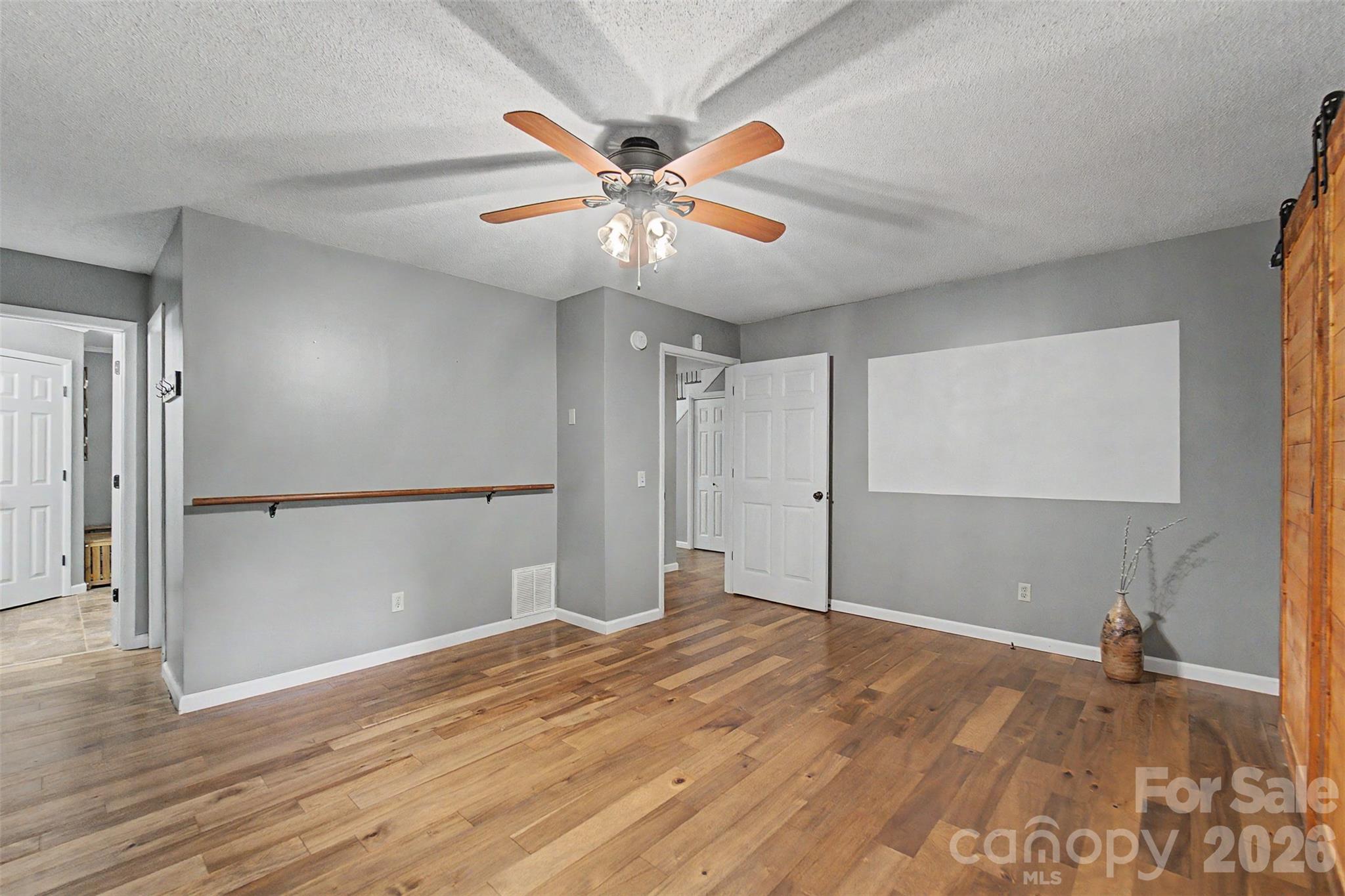 171 High Splendor Road — Robbinsville