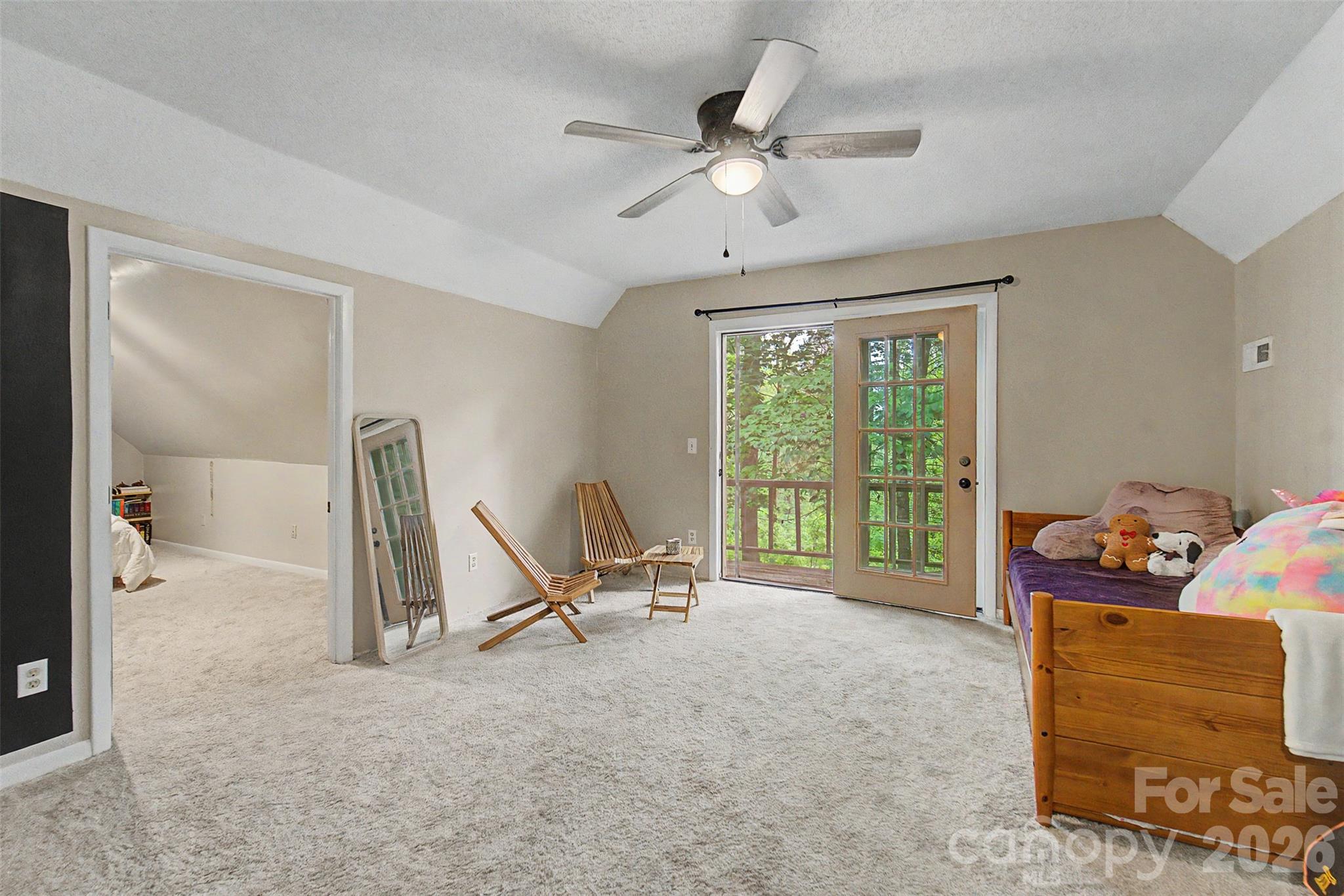 171 High Splendor Road — Robbinsville