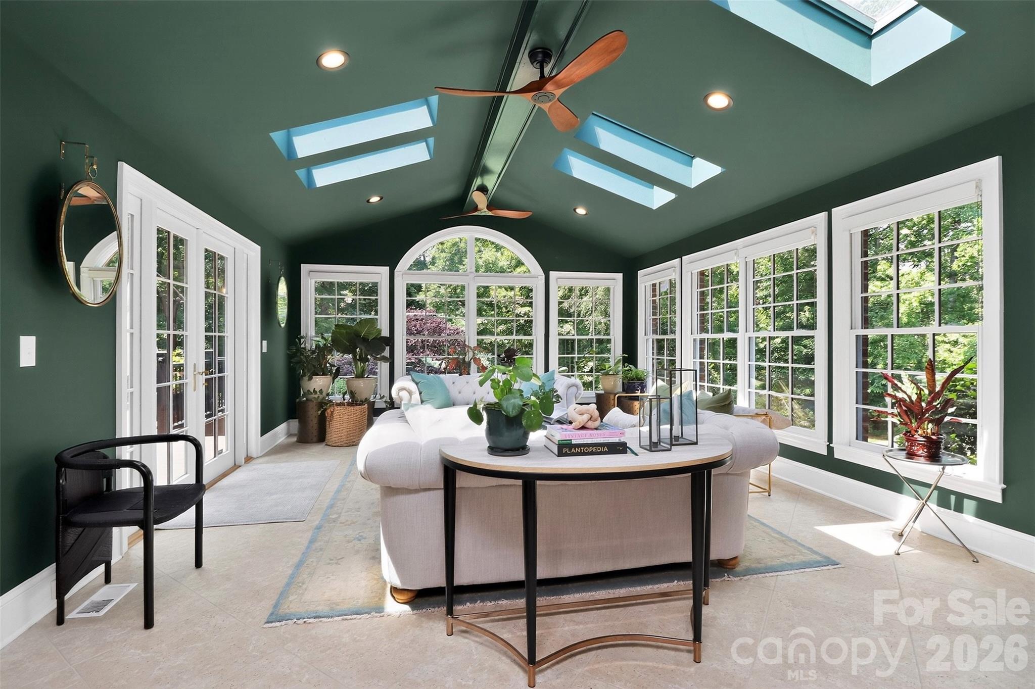 300 Quill Lane — Matthews