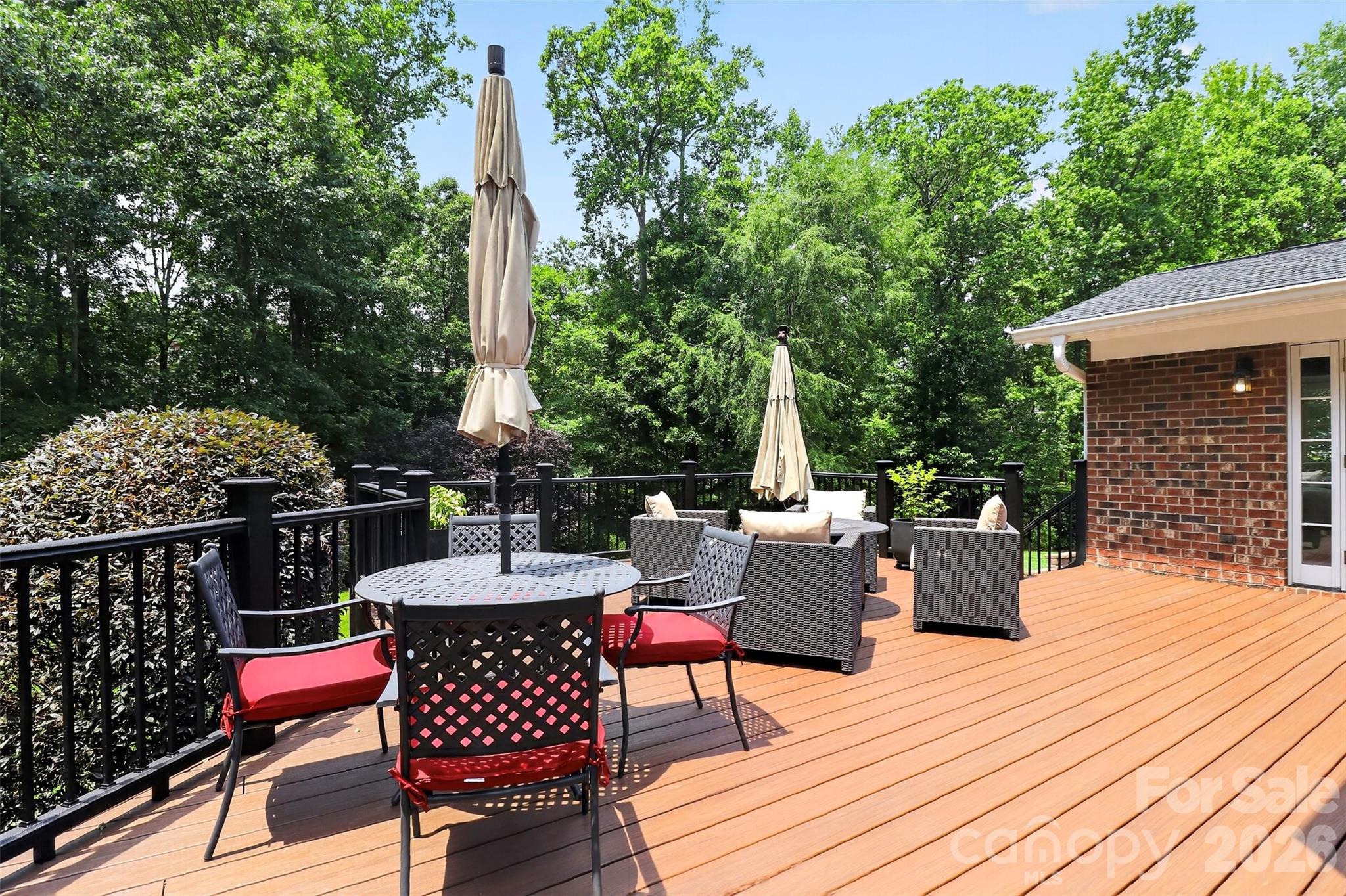 300 Quill Lane — Matthews