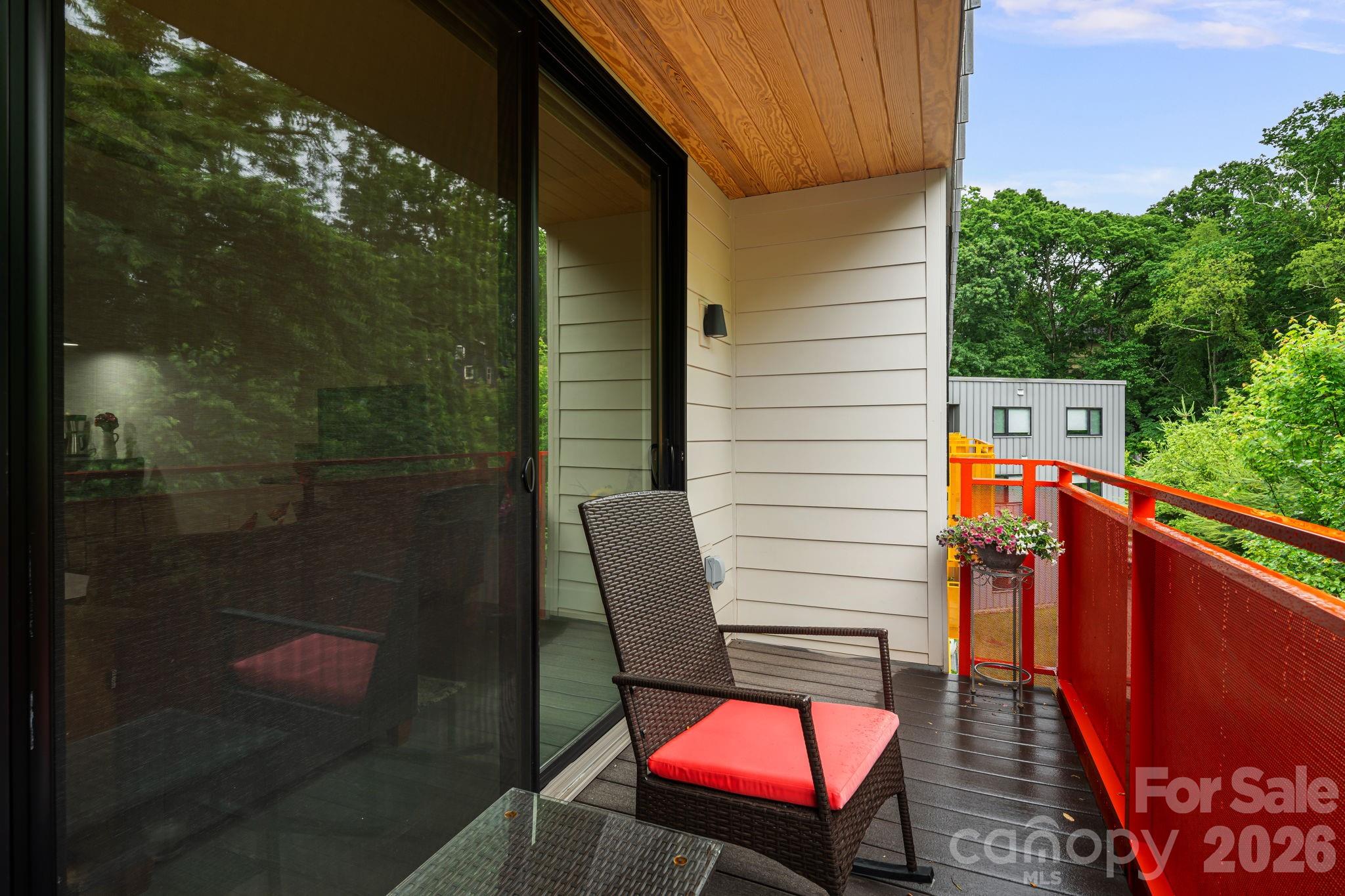 68 Craven Street #405 — Asheville