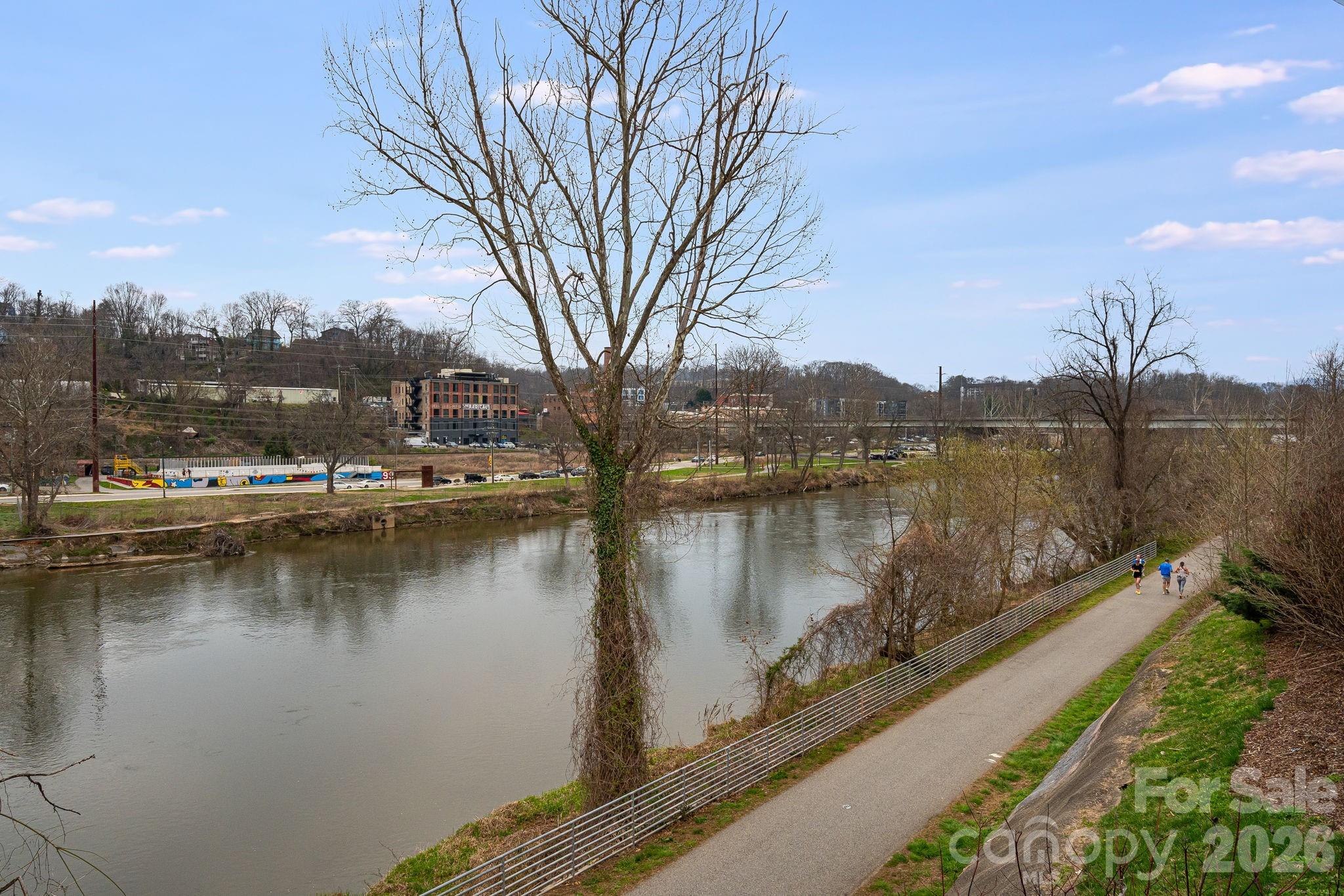 68 Craven Street #405 — Asheville