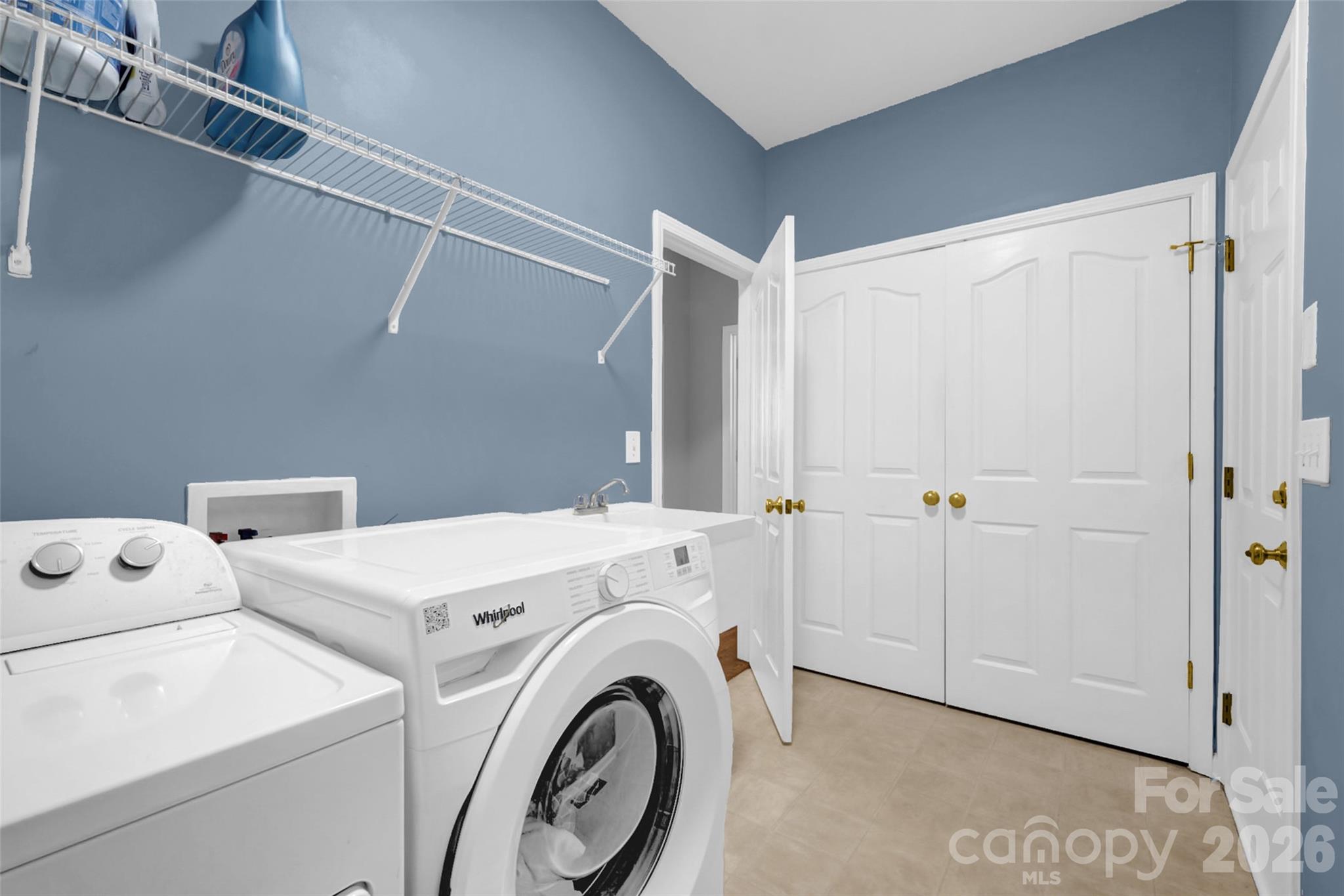 10104 Treetop Lane — Cornelius