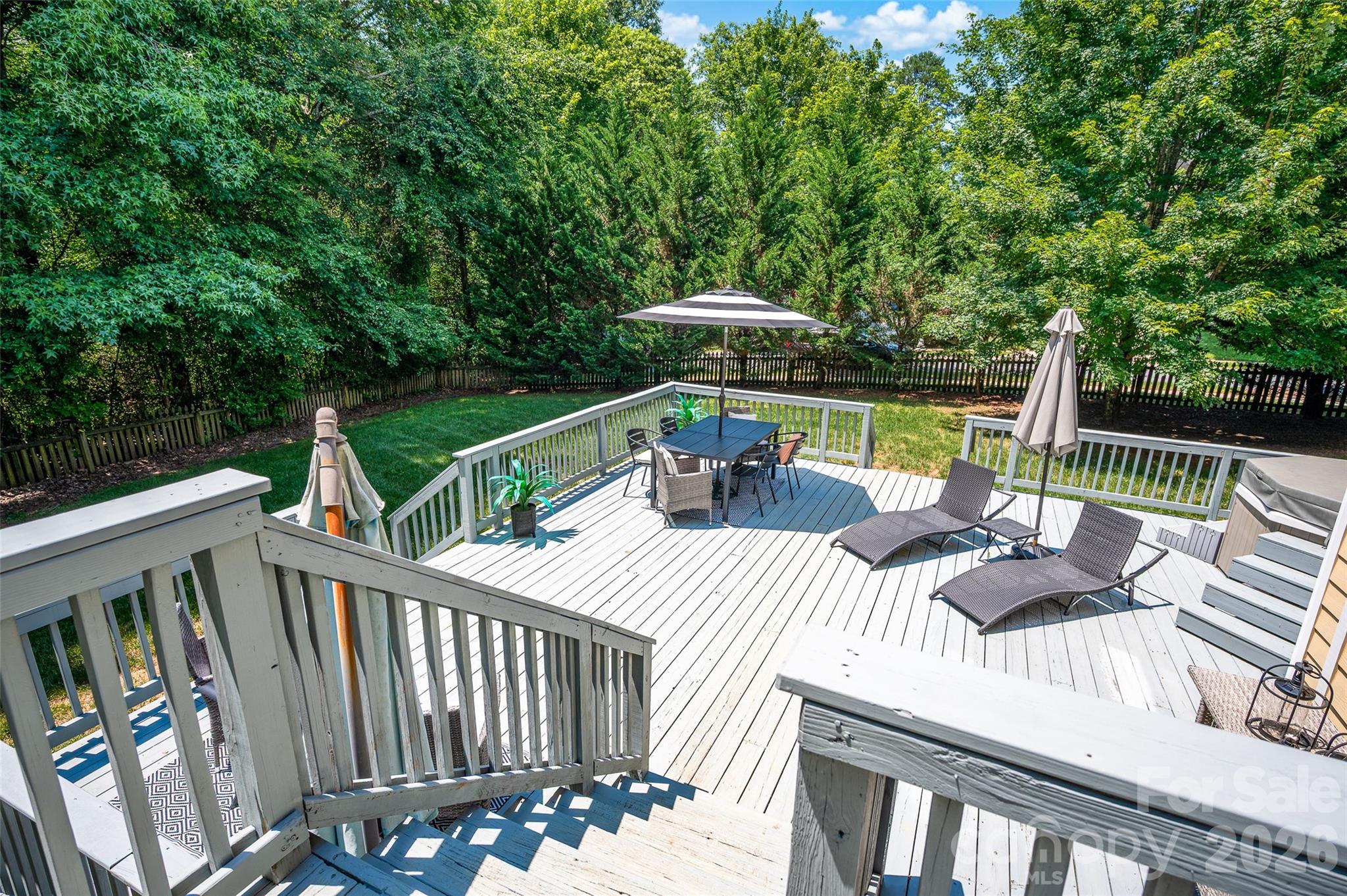 10104 Treetop Lane — Cornelius