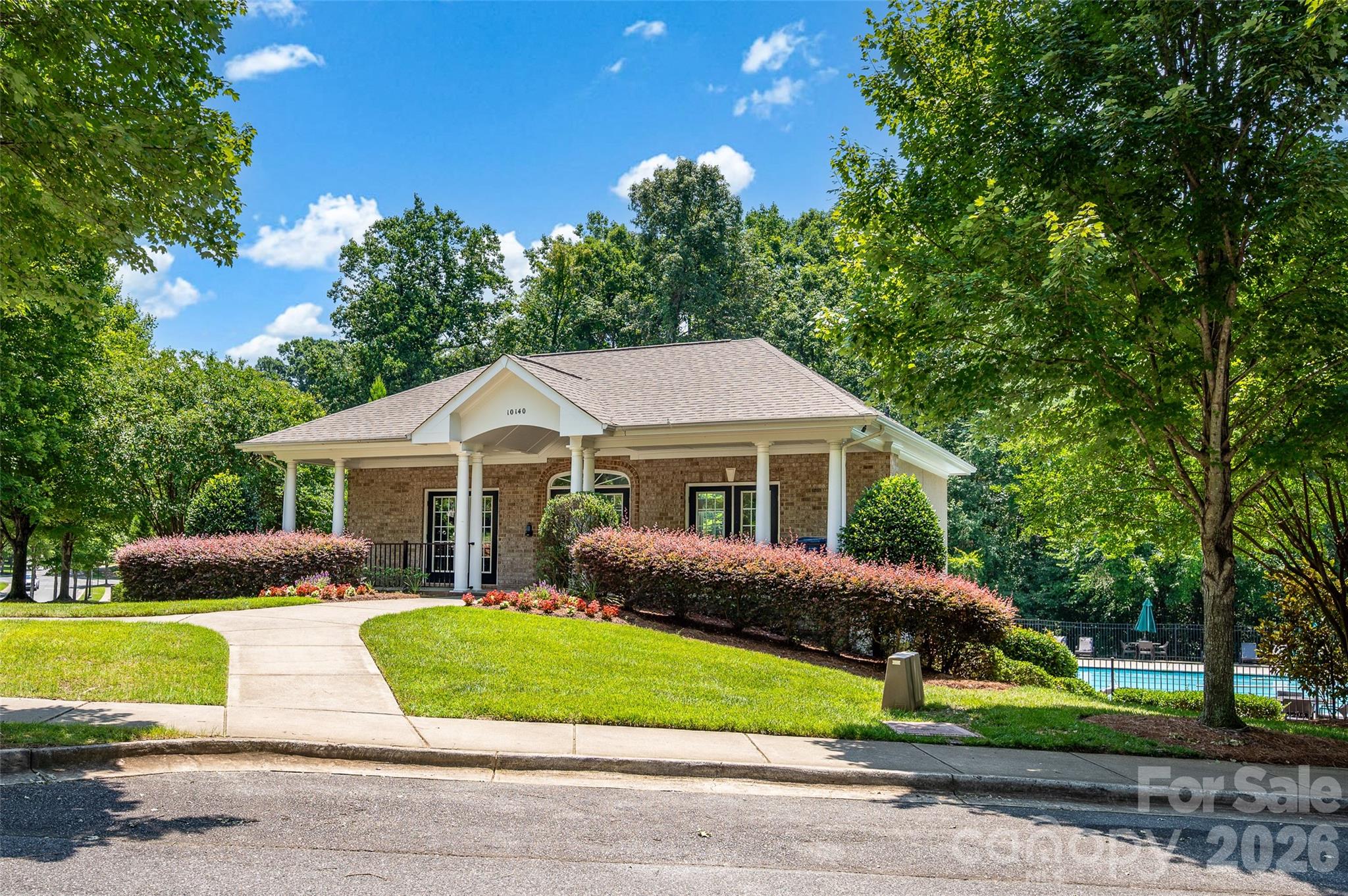 10104 Treetop Lane — Cornelius