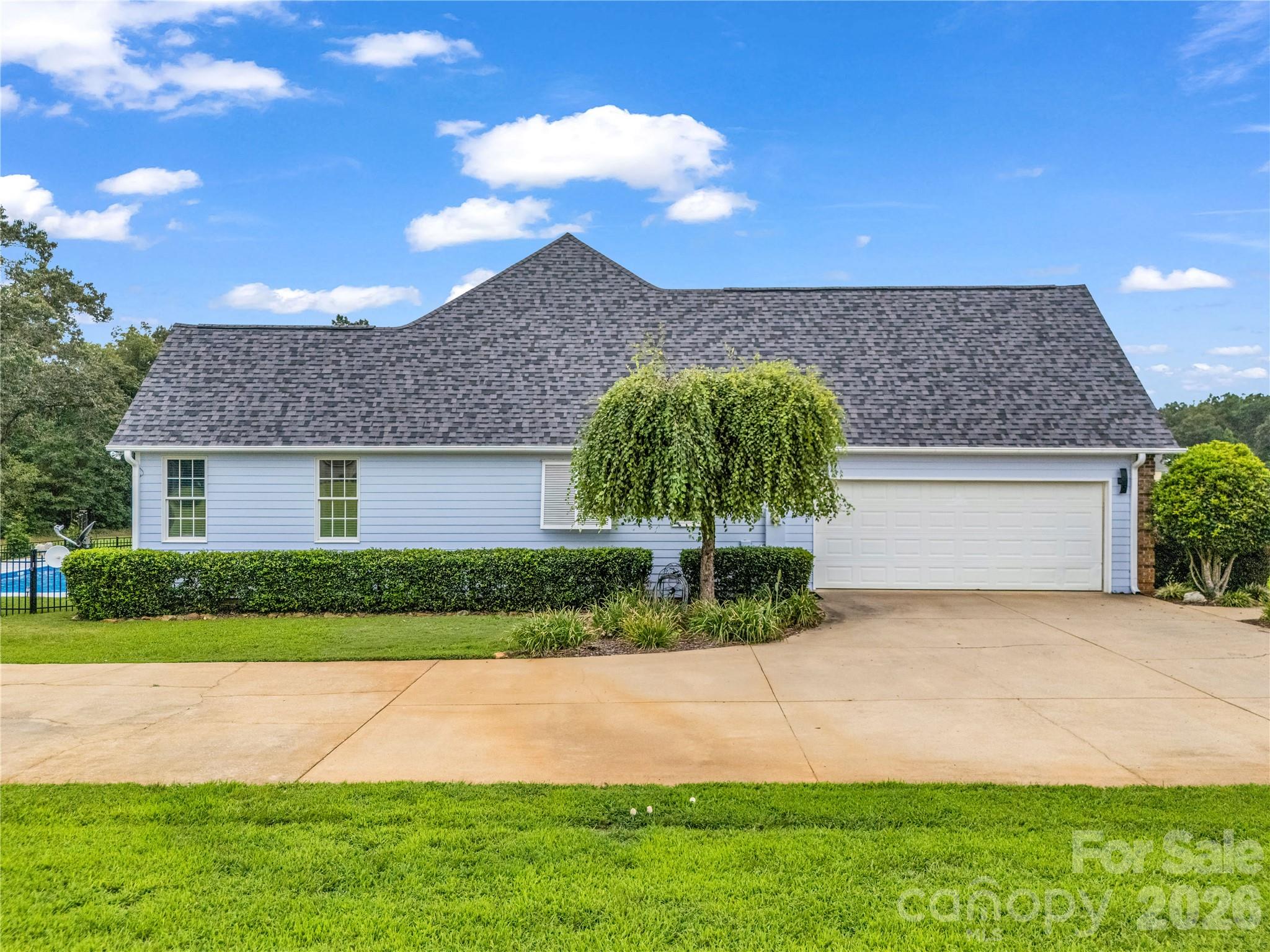 167 Green Meadows Drive — Forest City
