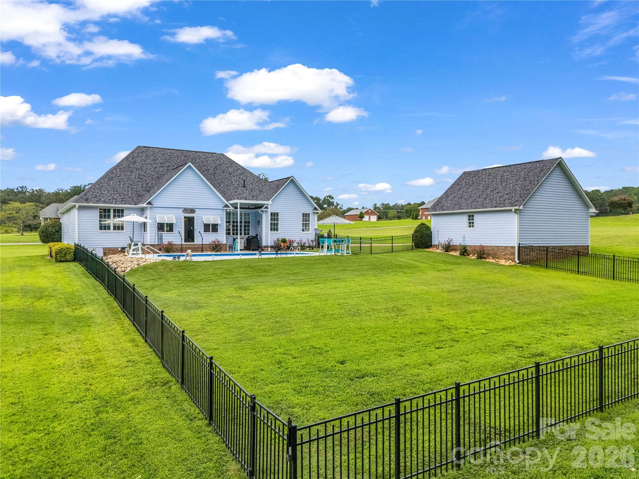 167 Green Meadows Drive — Forest City
