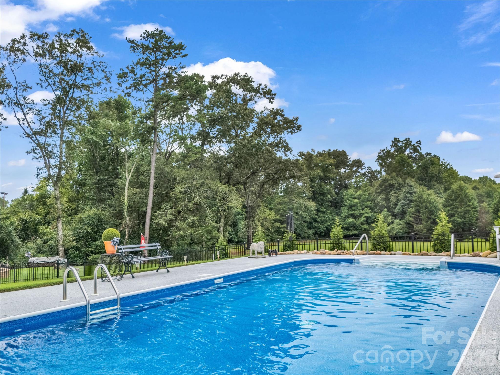 167 Green Meadows Drive — Forest City