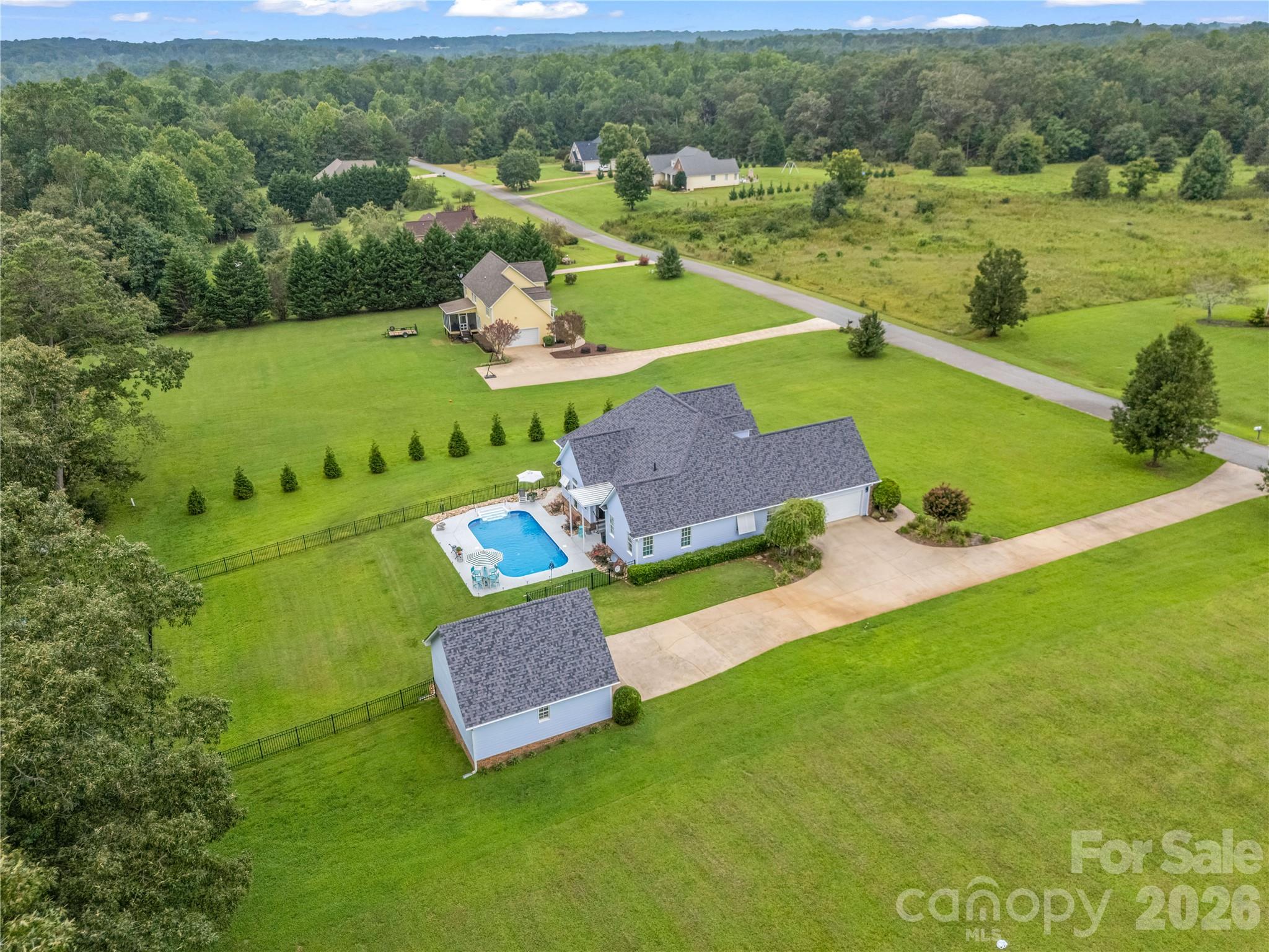 167 Green Meadows Drive — Forest City