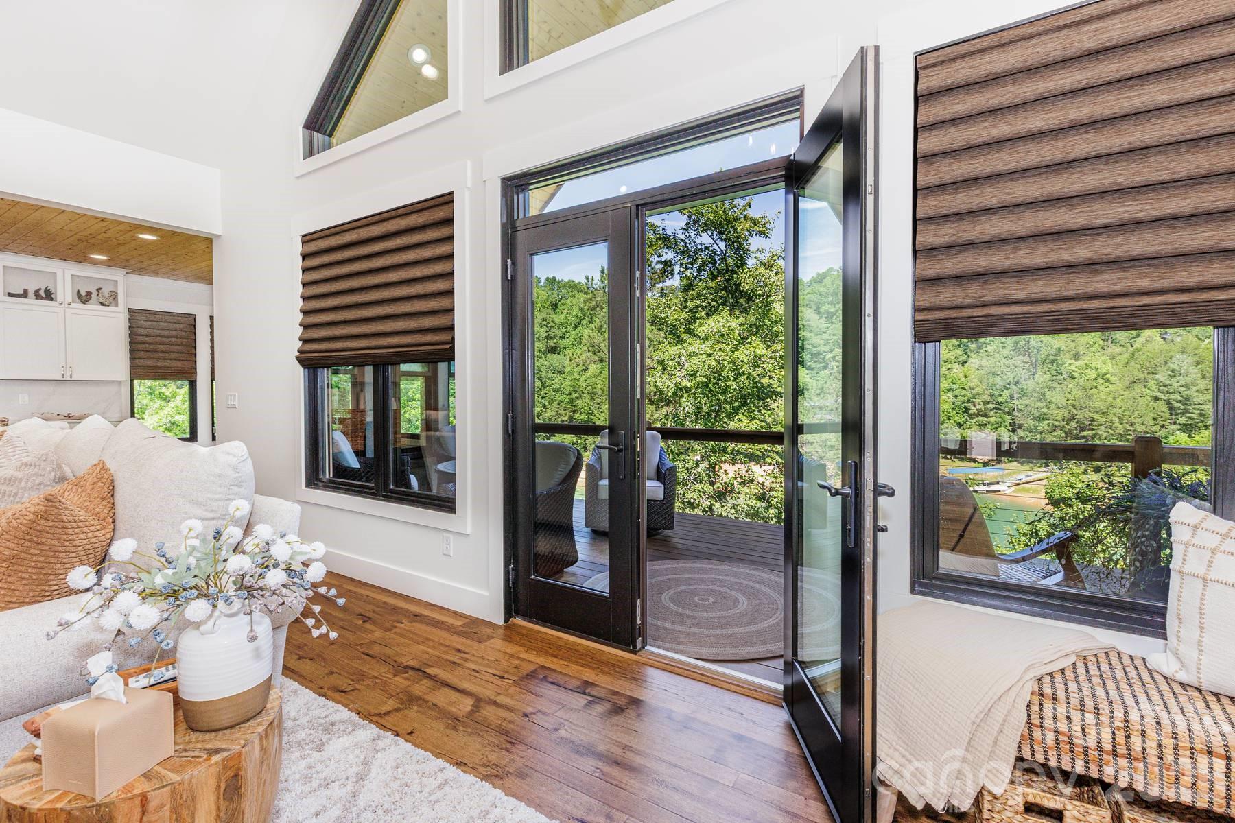 273 Alarka Point — Bryson City